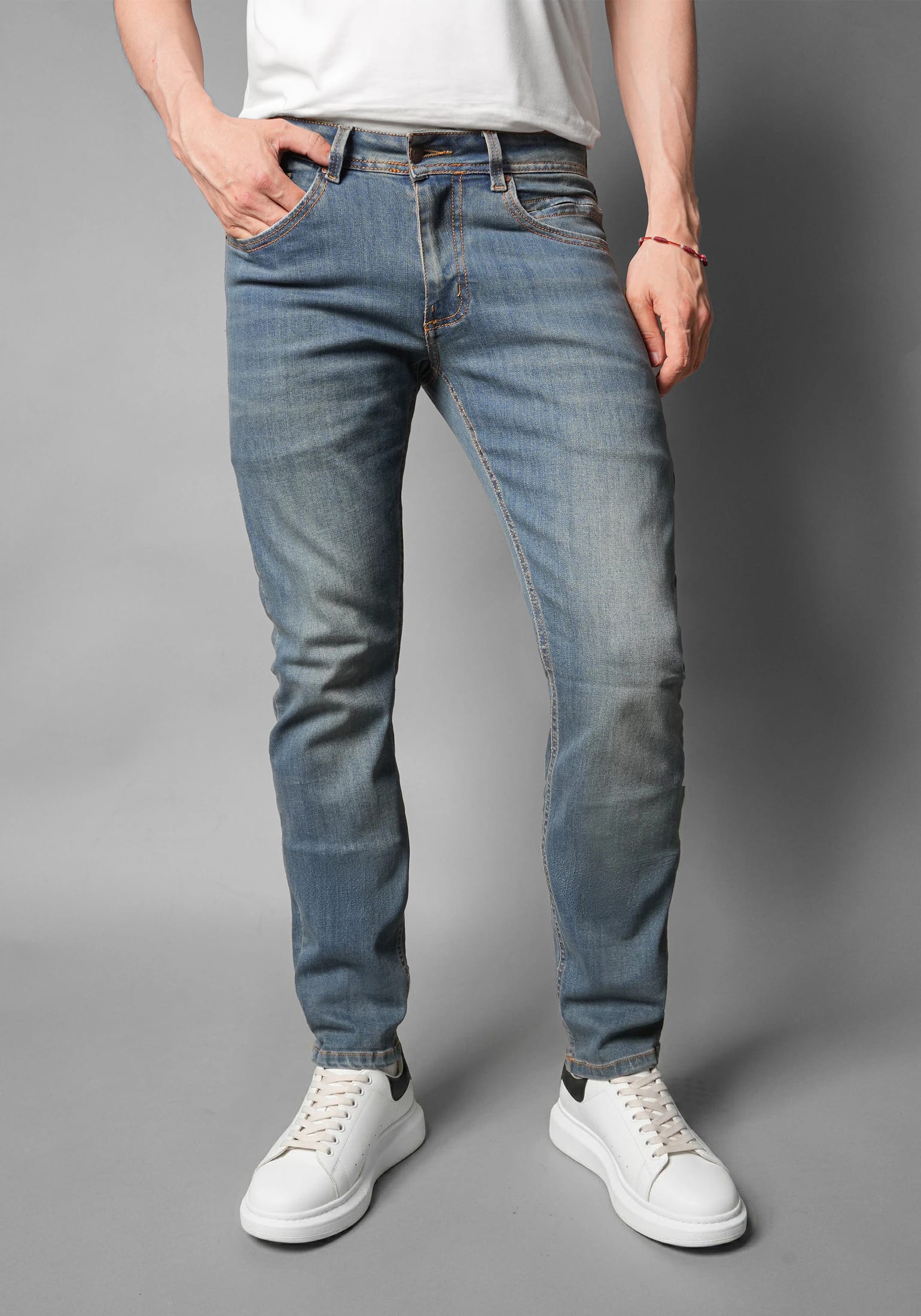 Jean para Hombre Skinny en Tono Azul con Dirty Thunder - imagen 1