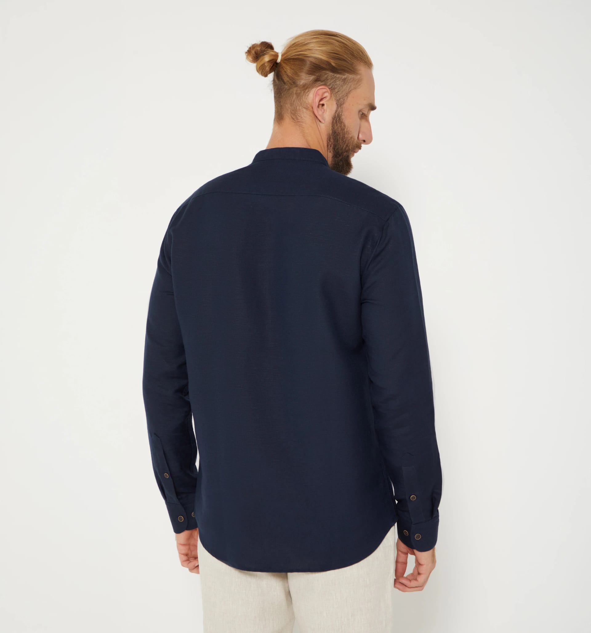 Camisa lino para hombre cuello nerú - imagen 9
