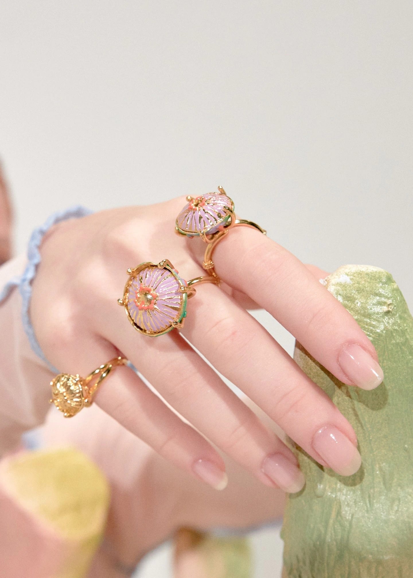 Anillo sombrerito midi verde lila - imagen 2