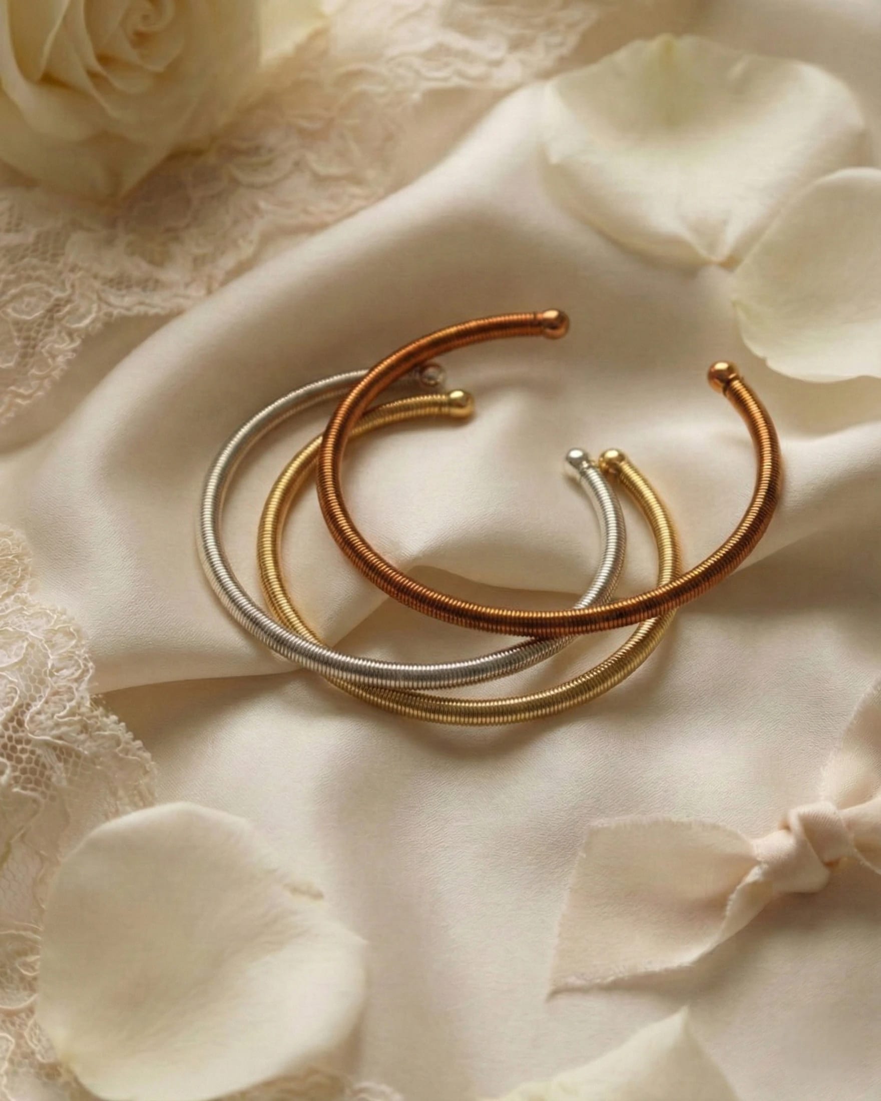 Clarte Gold Bangle - imagen 6