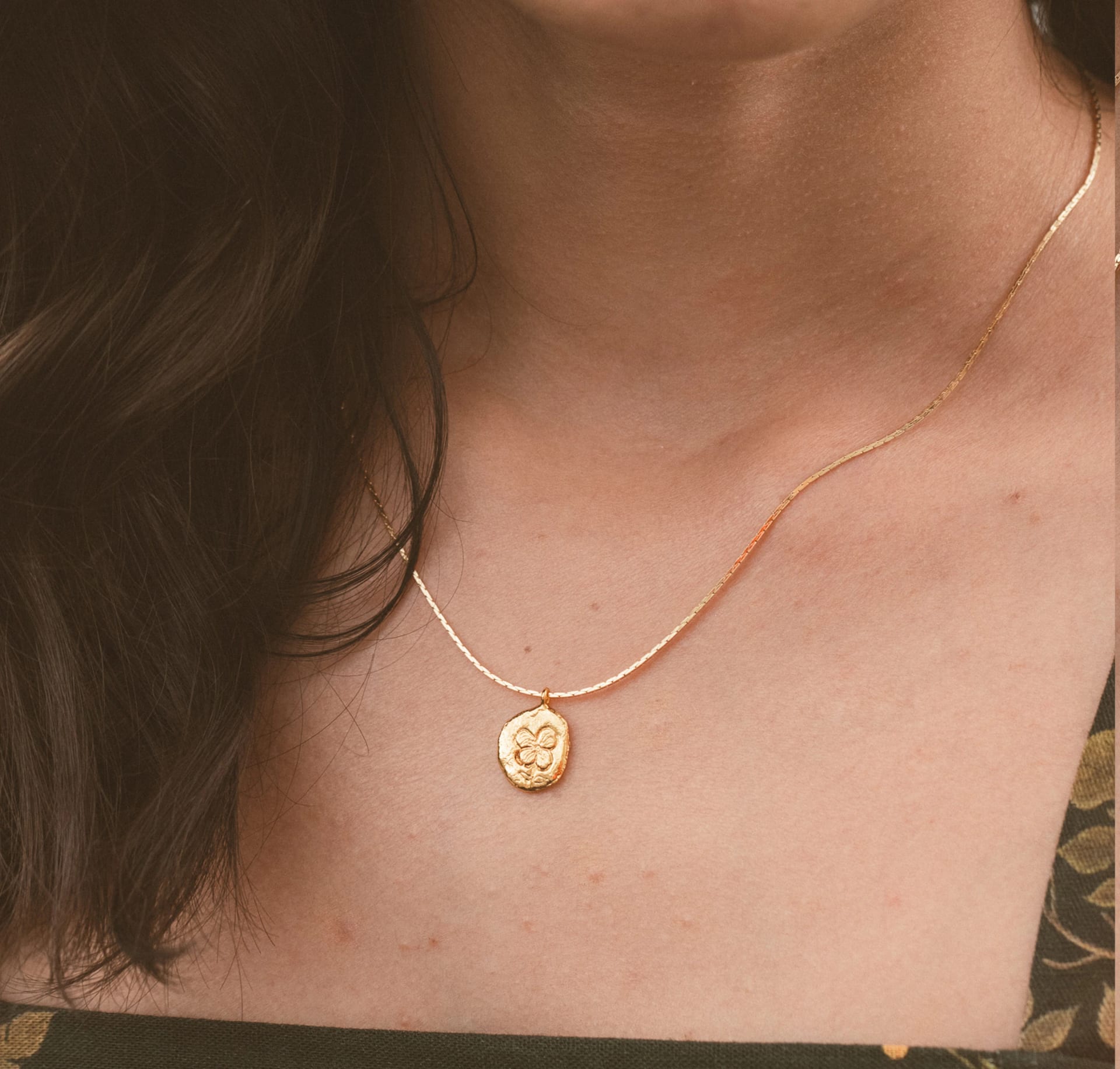 Collar moneda Flor - imagen 3