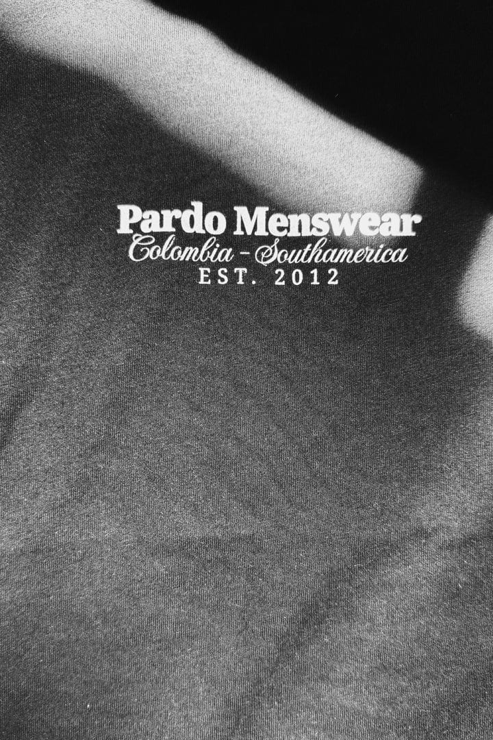 Camiseta negra trademark - imagen 2