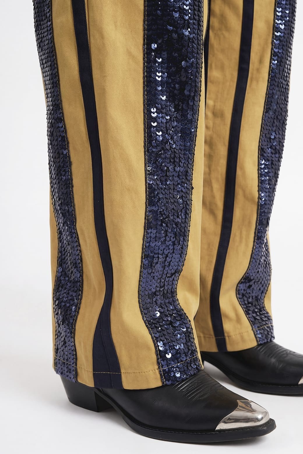🌞 Solar Outlaw Pants - imagen 4
