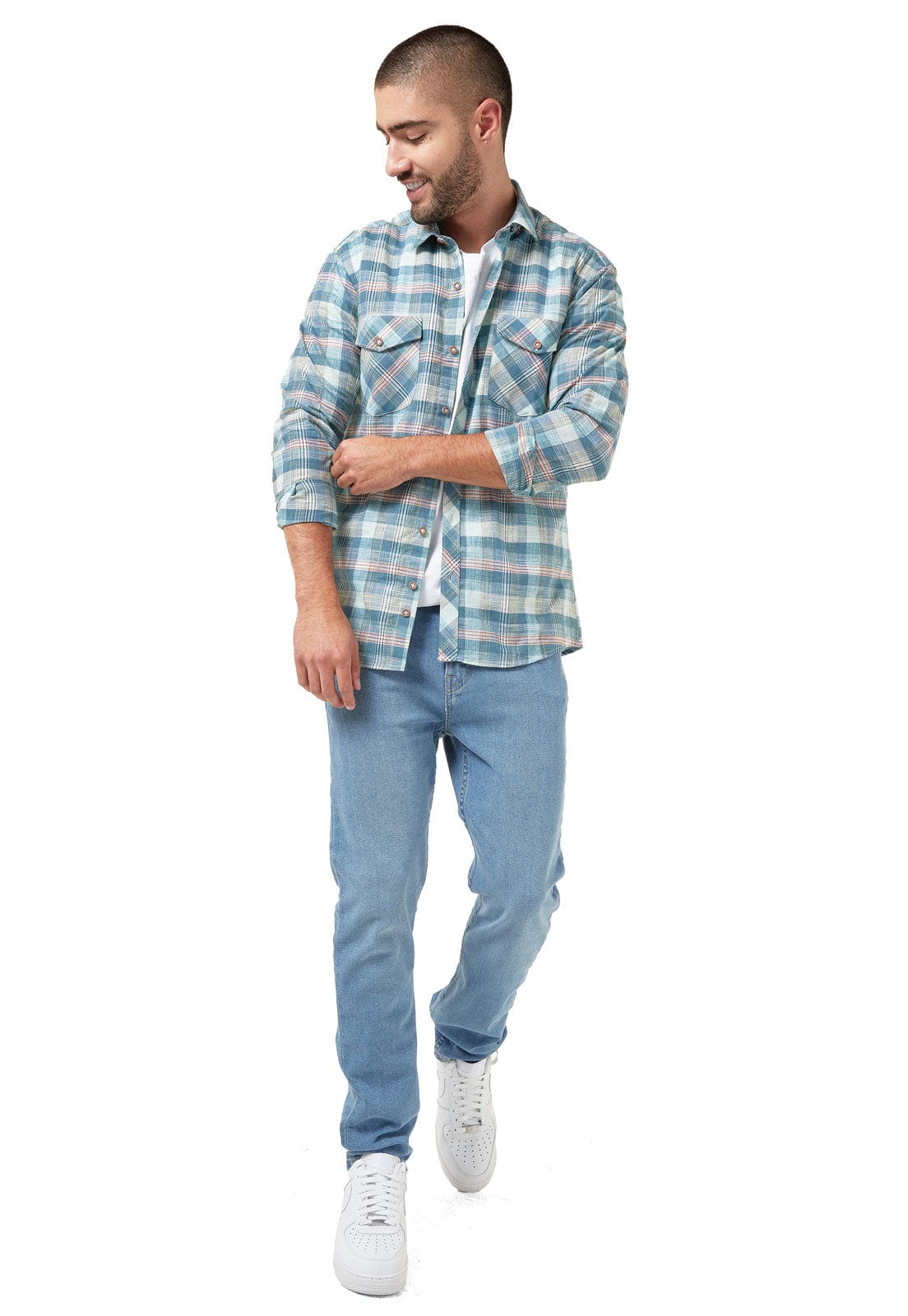 Camisa leñadora verde con tonos azules y blanco doble bolsillo - imagen 4