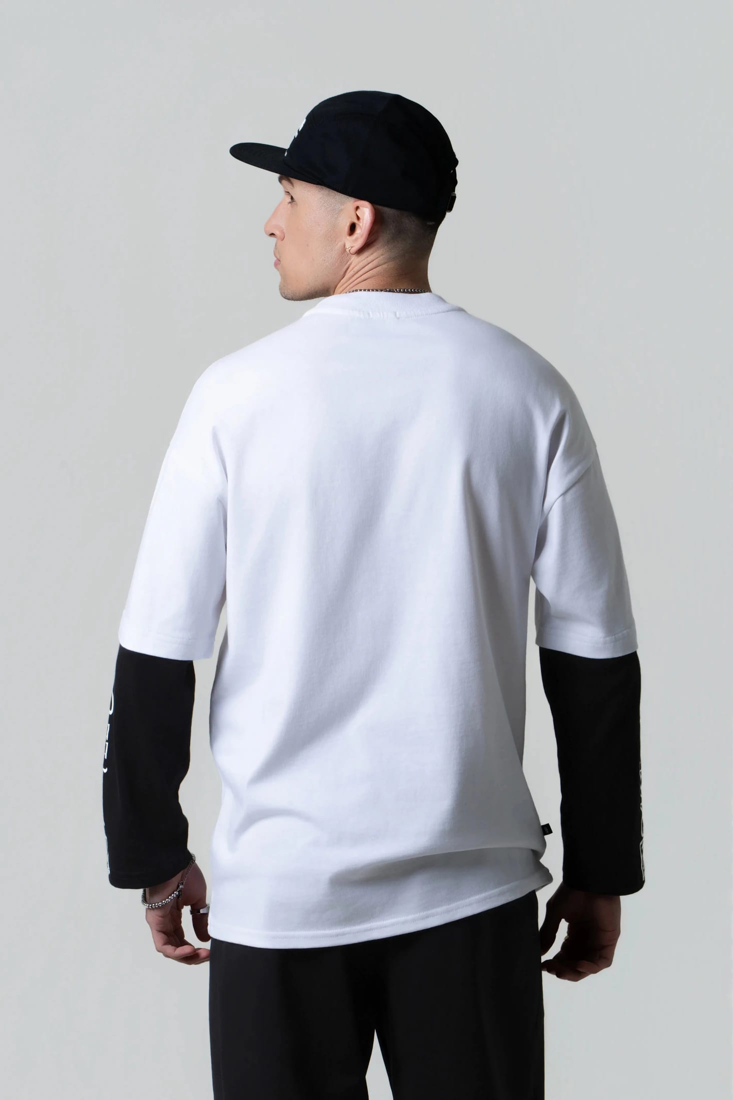 CAMISETA MANGA LARGA COLOR BLANCO BLANCO - imagen 4