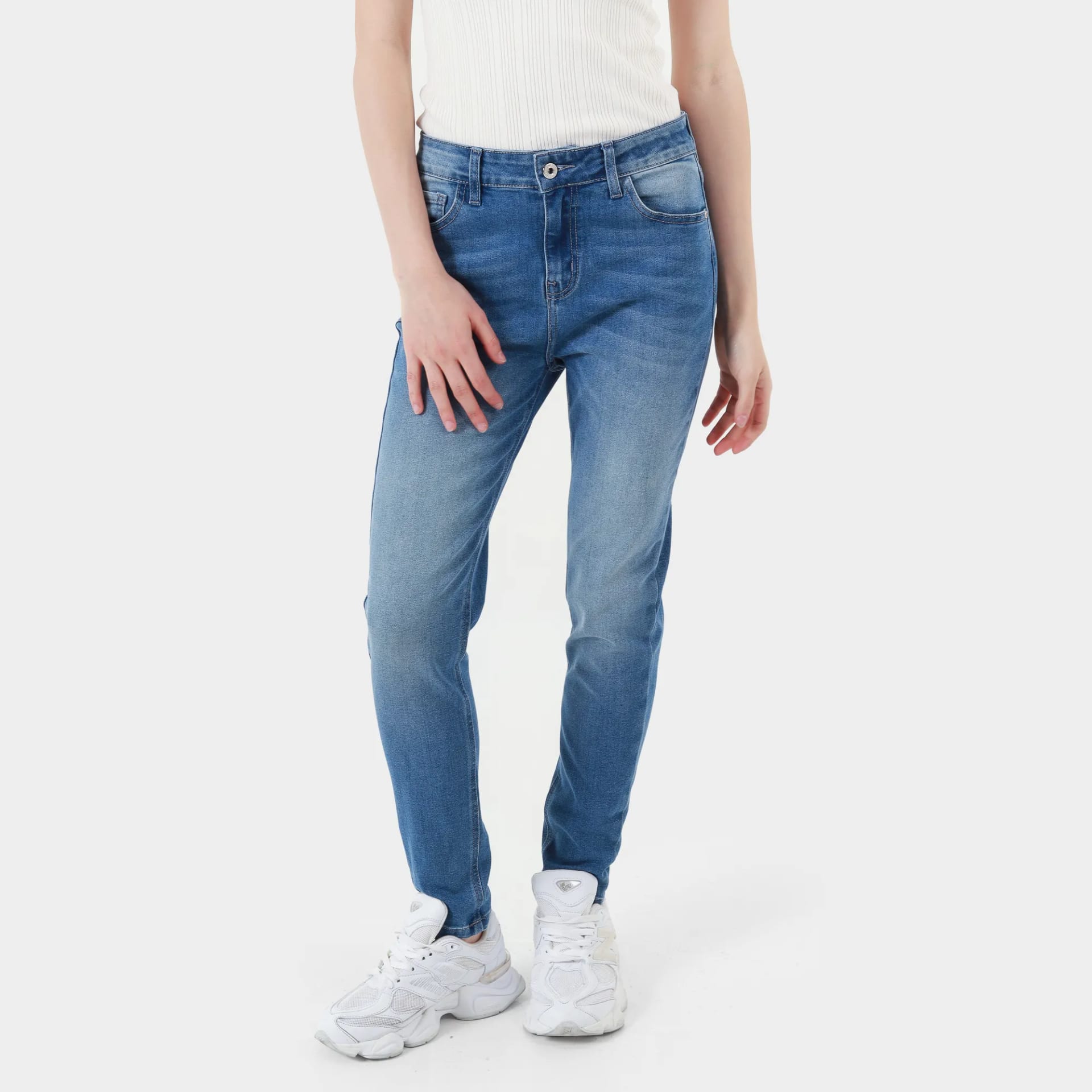 Jean Tiro Medio Bota Skinny - imagen 1