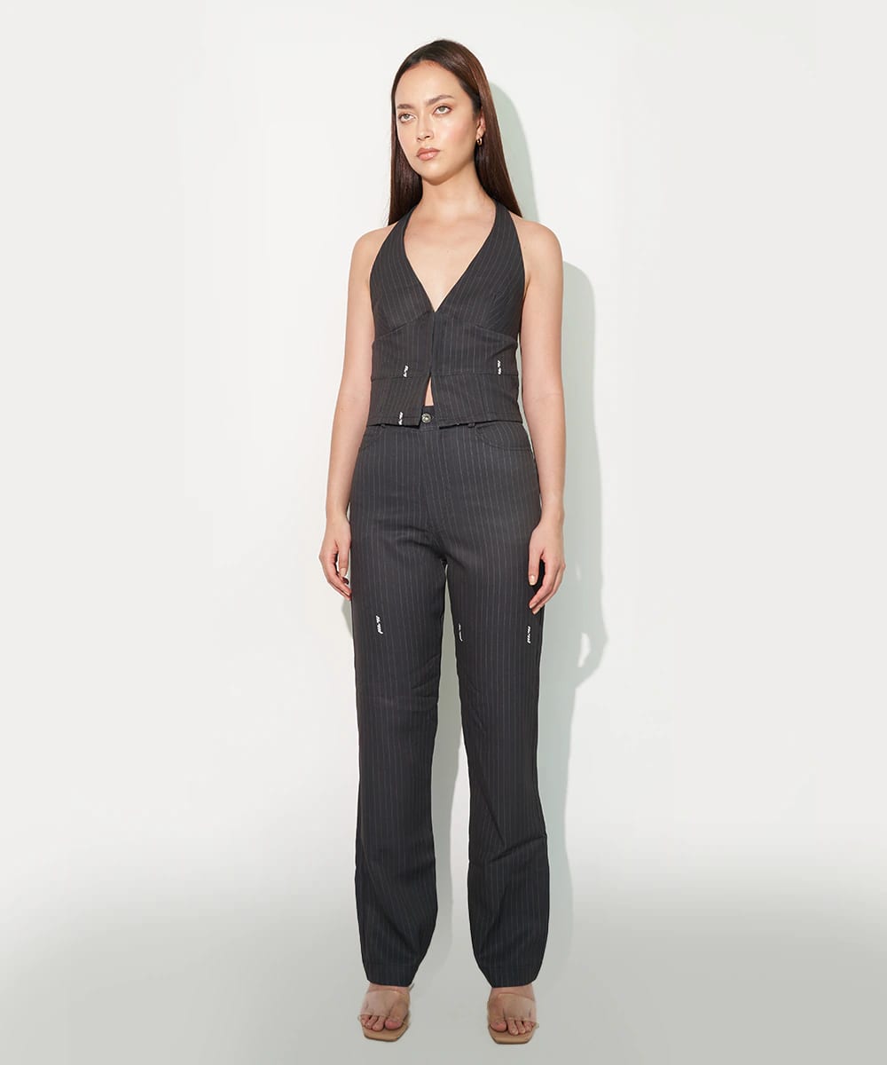 Halter Vest In Black Pinstripe - imagen 3