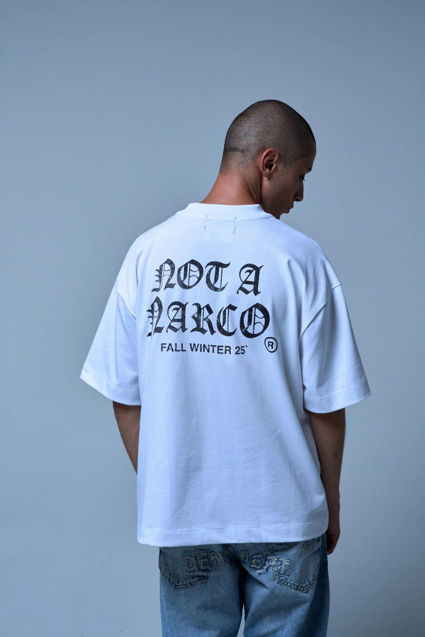 NOT A NARCO FW25 WHITE T-SHIRT - imagen 11