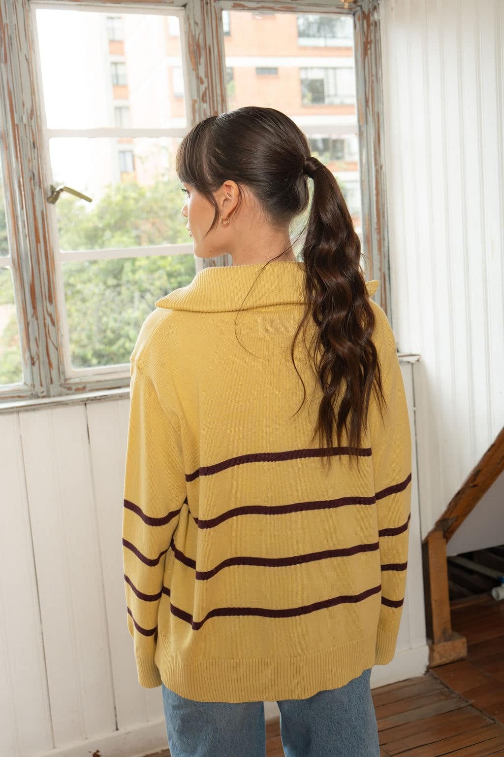 Sweater Botones Madera Amarillo - imagen 4