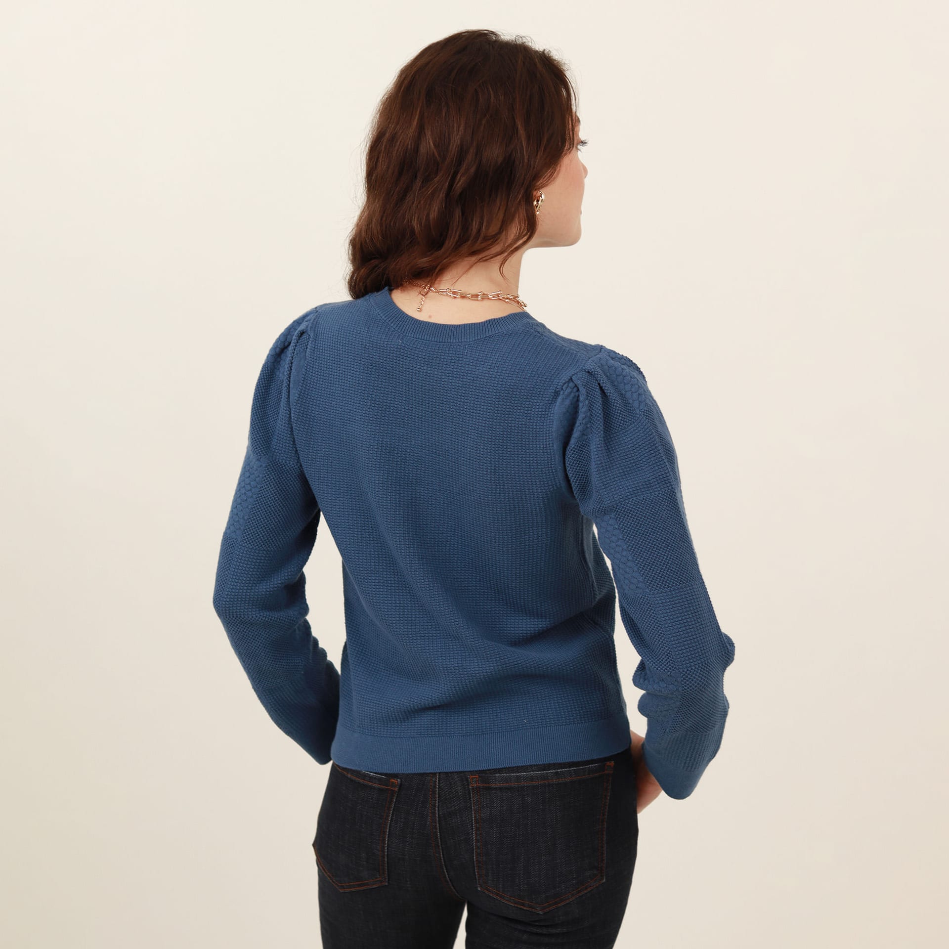 Sweater cuello redondo manga larga en jacquard - imagen 12