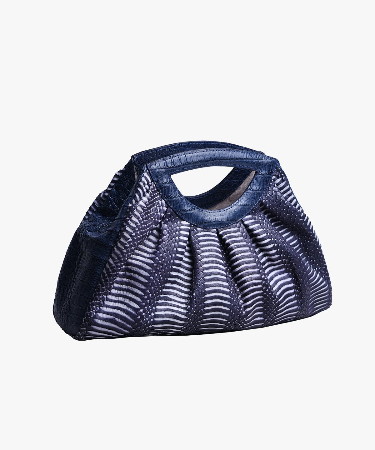 La Pola in Snake and Crocodile - imagen 9
