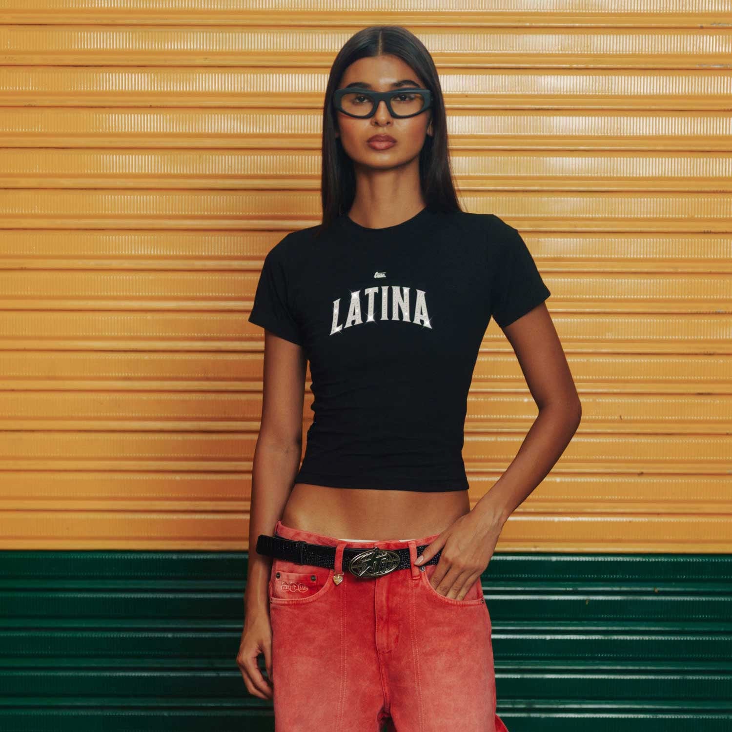 Latina Baby Tee - Black - imagen 2