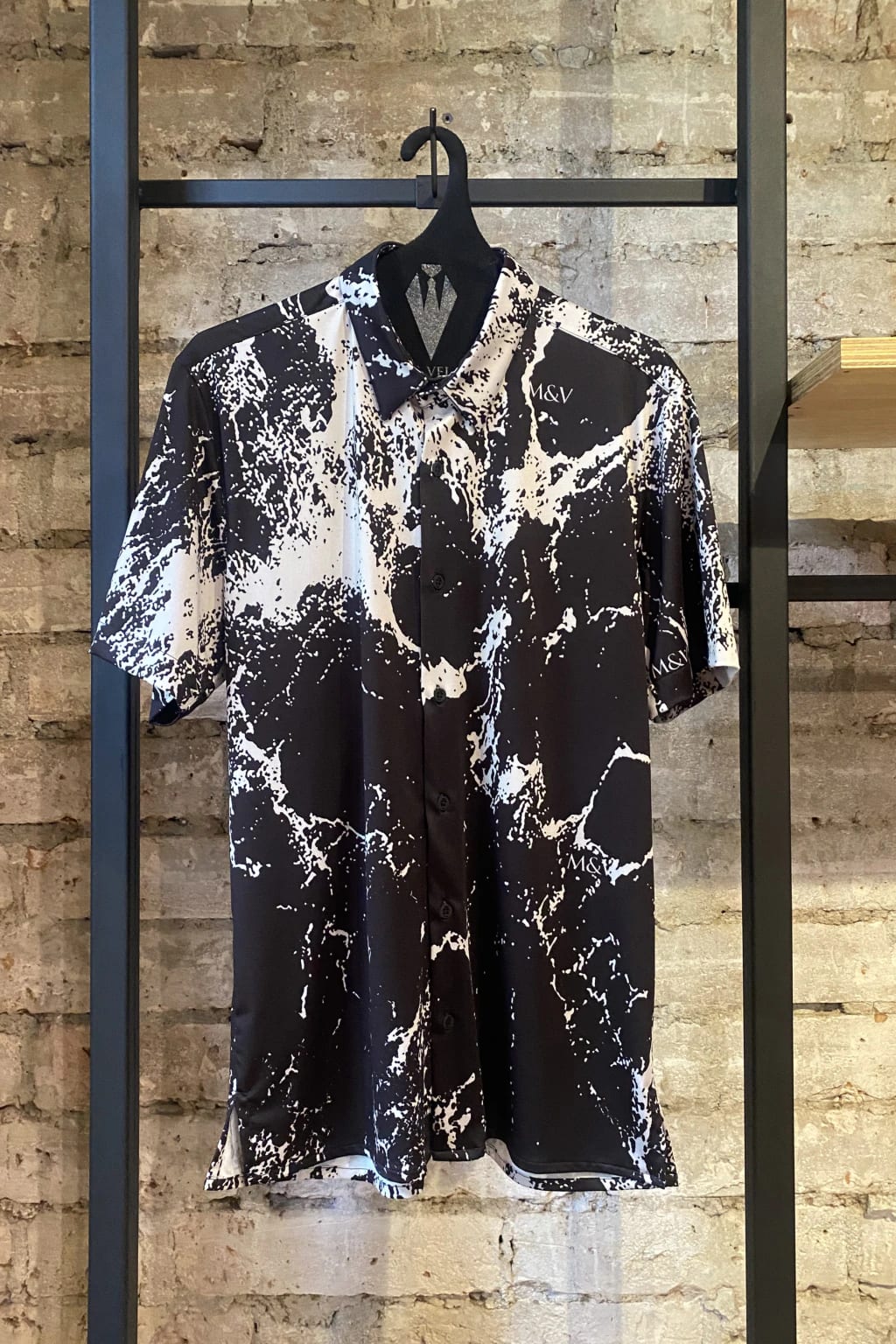 Camisa para Hombre Manga Corta Estampado Grietas - imagen 1