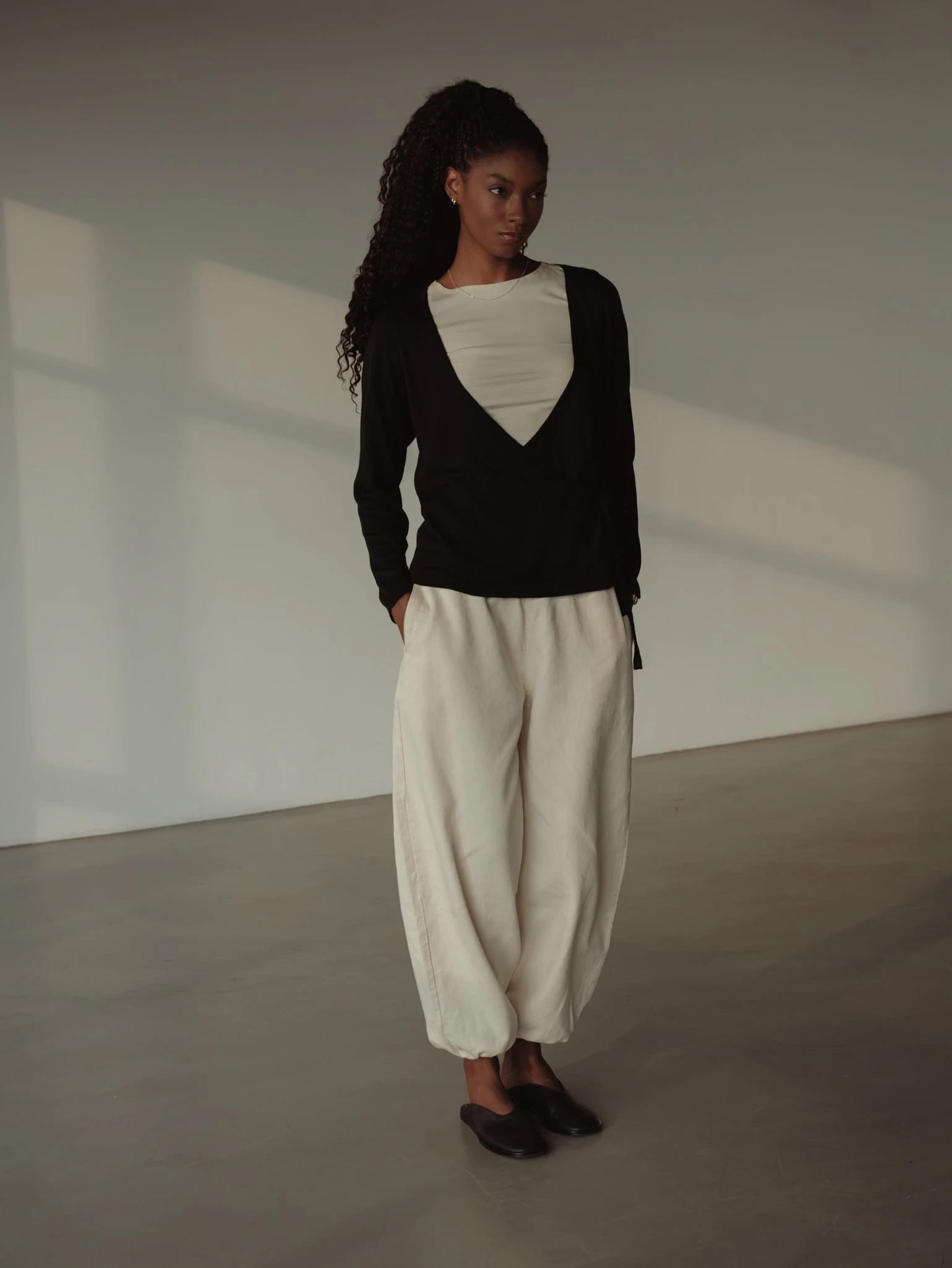 KNIT & KNOT CARDIGAN - BLACK - imagen 2