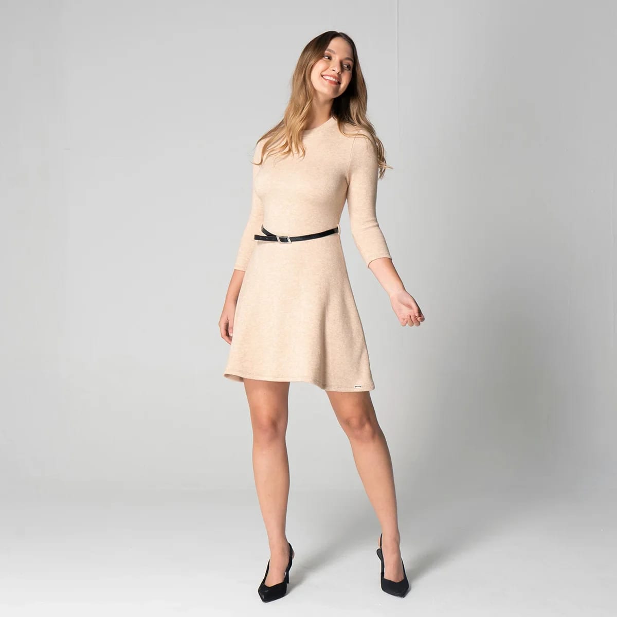Vestido Corto Slim Gogh - imagen 1