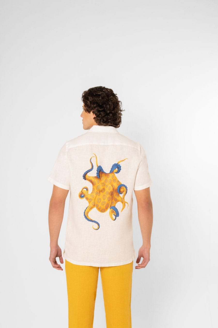 Men's linen shirt yellow octopus - imagen 3