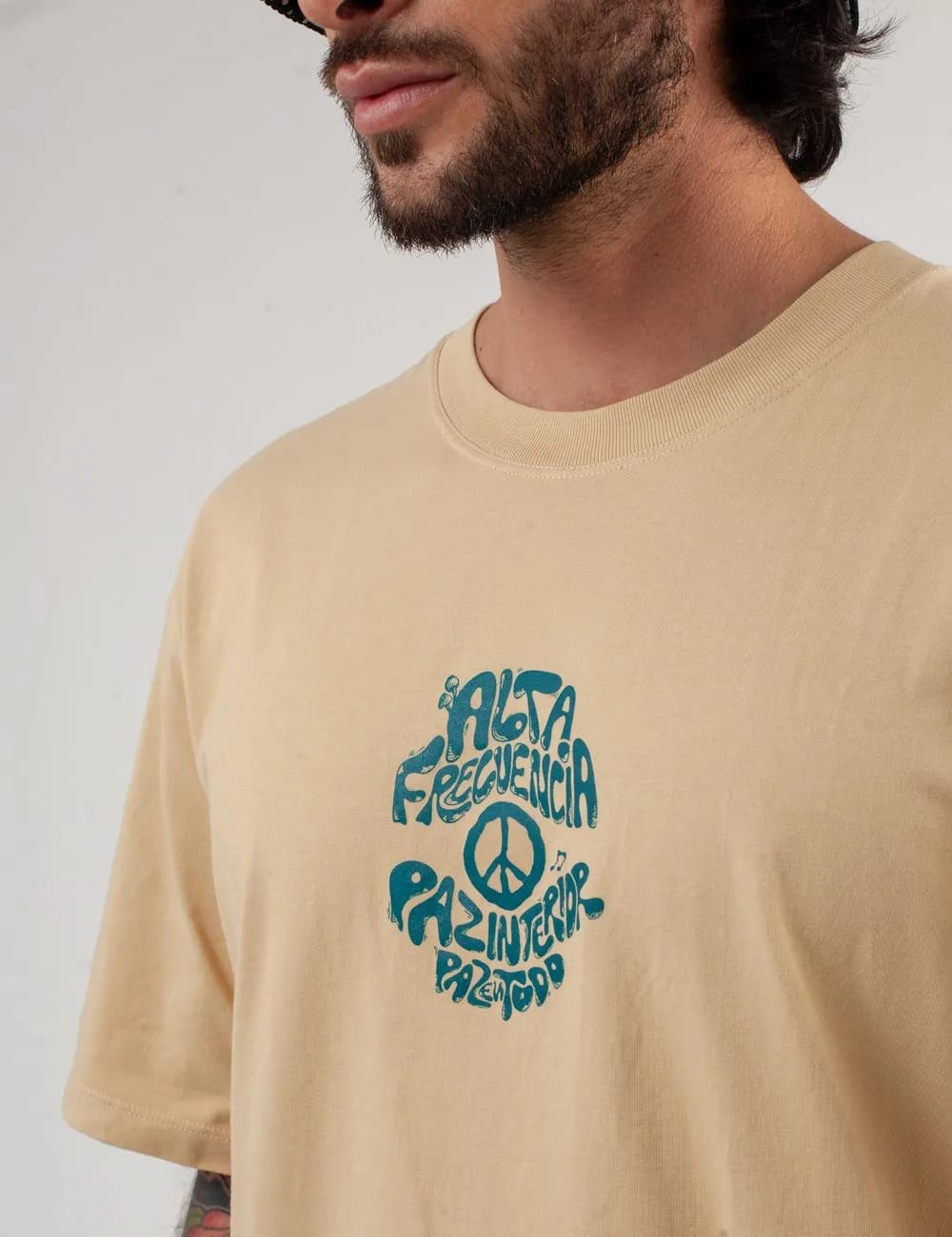 Camiseta Oversize Alta Frecuencia Arena Hombre - imagen 6