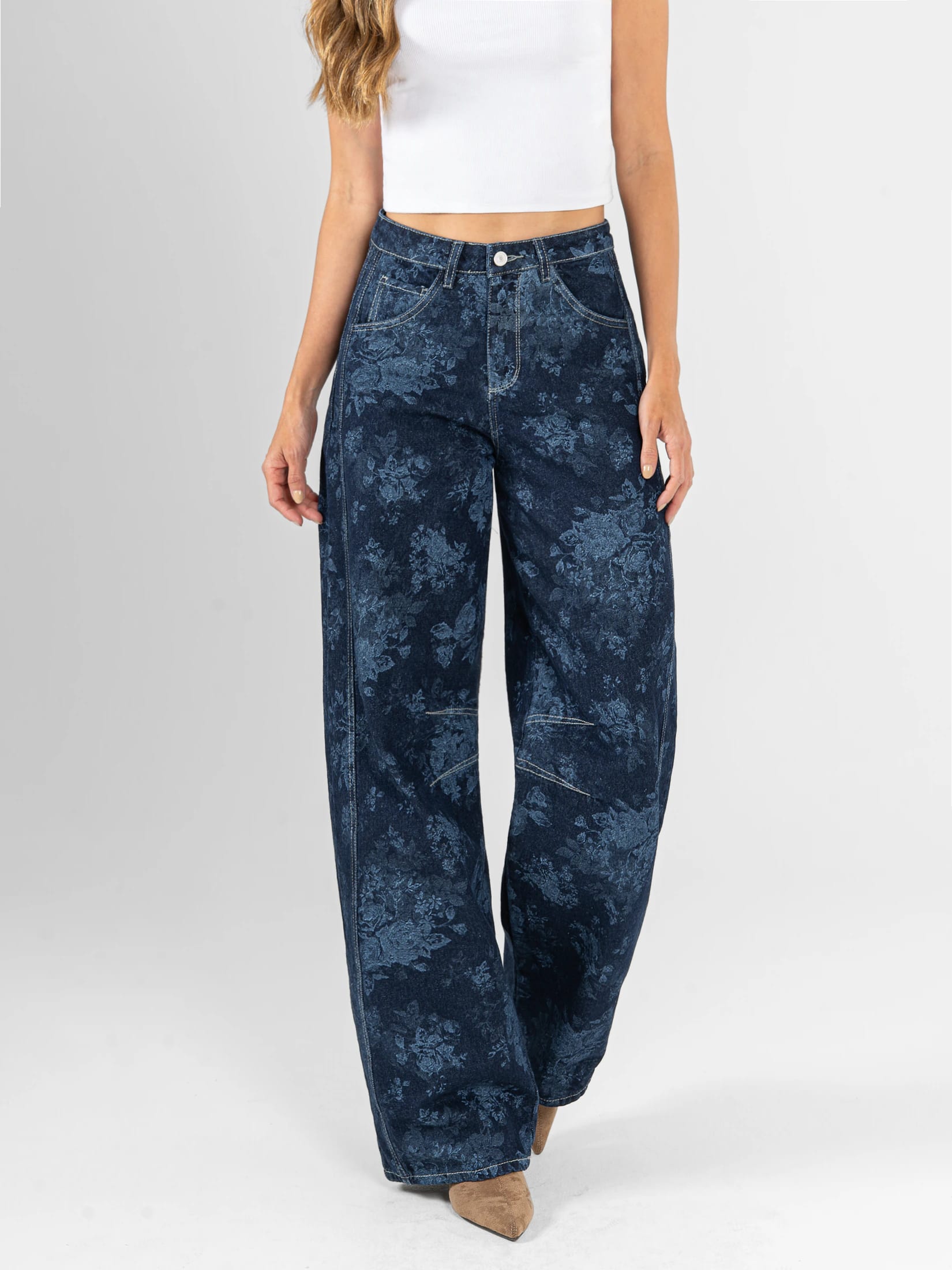Ref: 066478 Jean wide leg, rígido, tiro alto, detalle de tela estampada, con cortes, tono azul oscuro - imagen 1