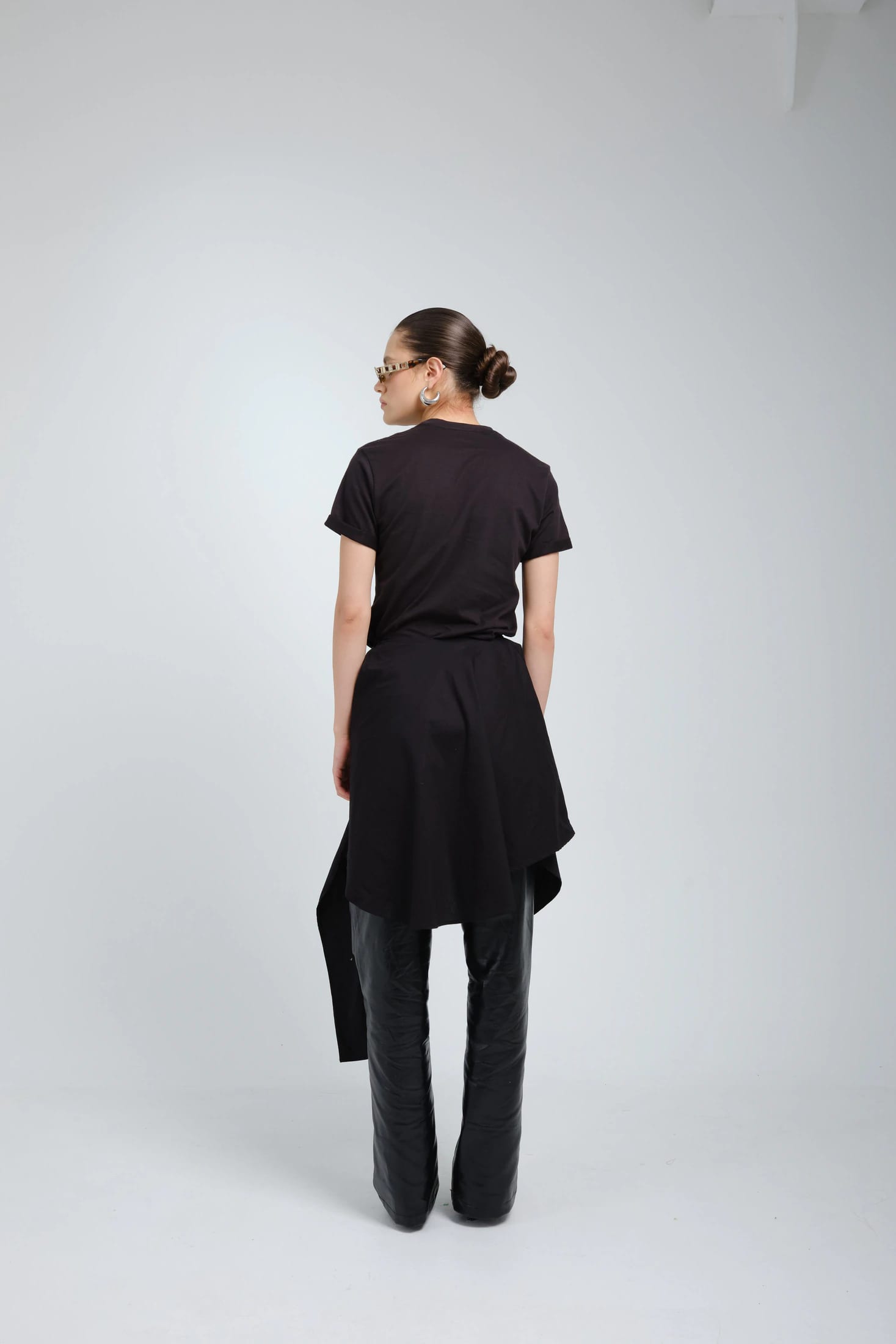 CAMISETA RADIA NEGRA - imagen 2