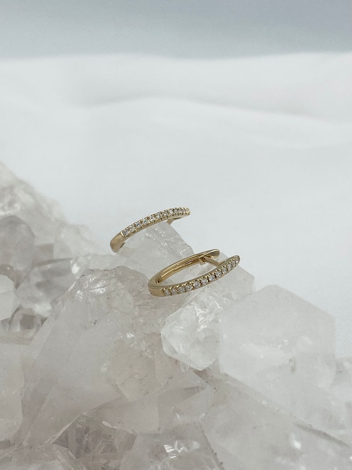 Aretes Diamantes estilo candongas en Oro Blanco 18K #1 - imagen 2