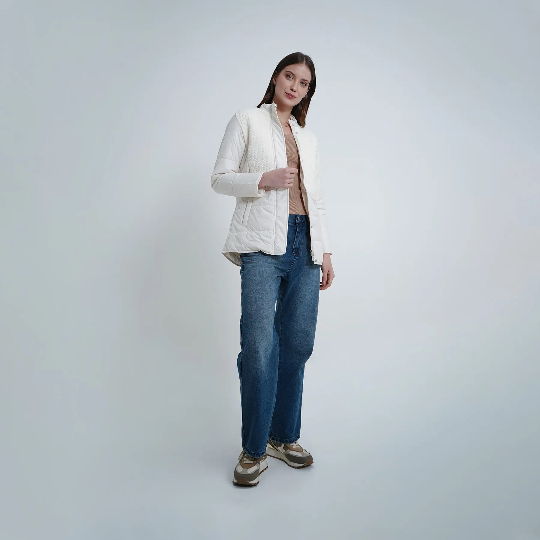 Chaqueta acolchada cuello alto con tejido - imagen 7