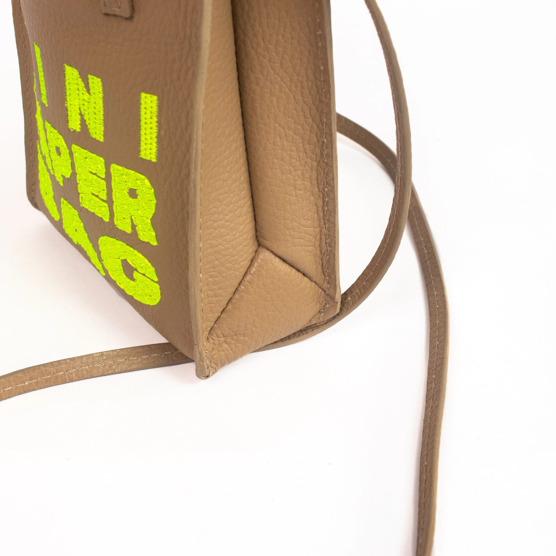Mini Paper Bag - Cocoa x Neon Lemon - imagen 5