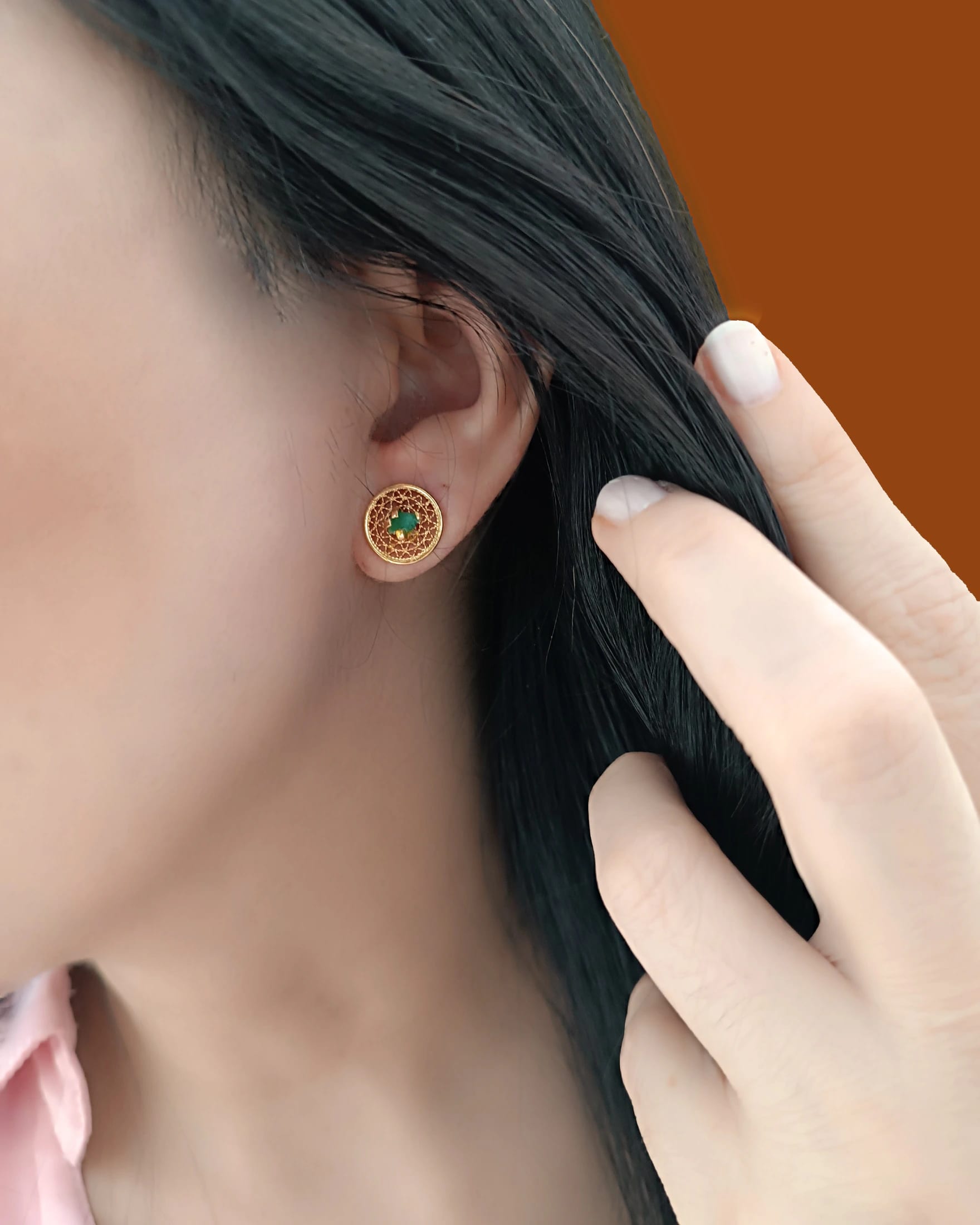 Aretes Topos Mini Filigrana y Esmeralda Circle - imagen 2