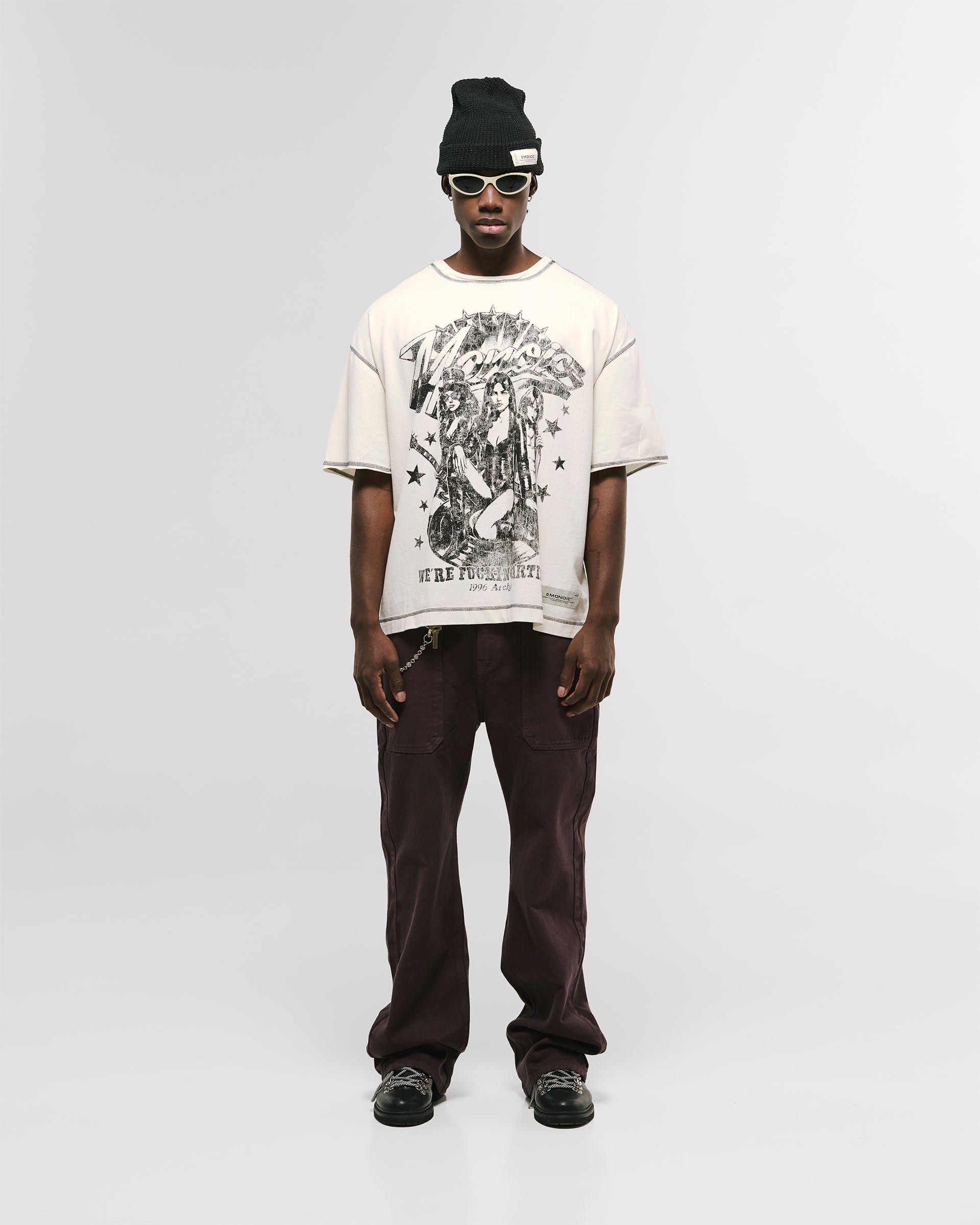 Camiseta Boxy Fit We're Fucking Artists – Off White - imagen 4