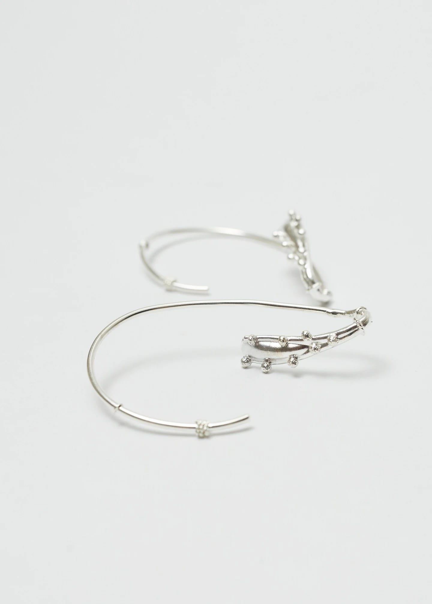 Earcuff Estambre Plata - imagen 4
