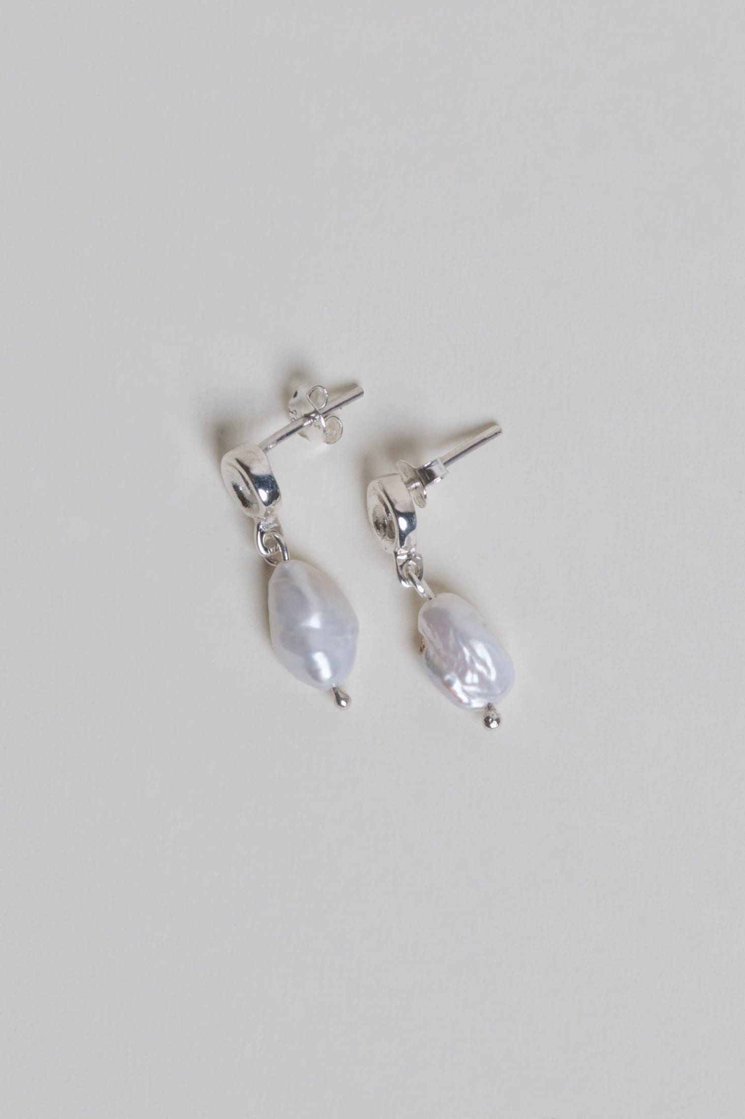 Aretes Rollitos Mini Perla - imagen 3