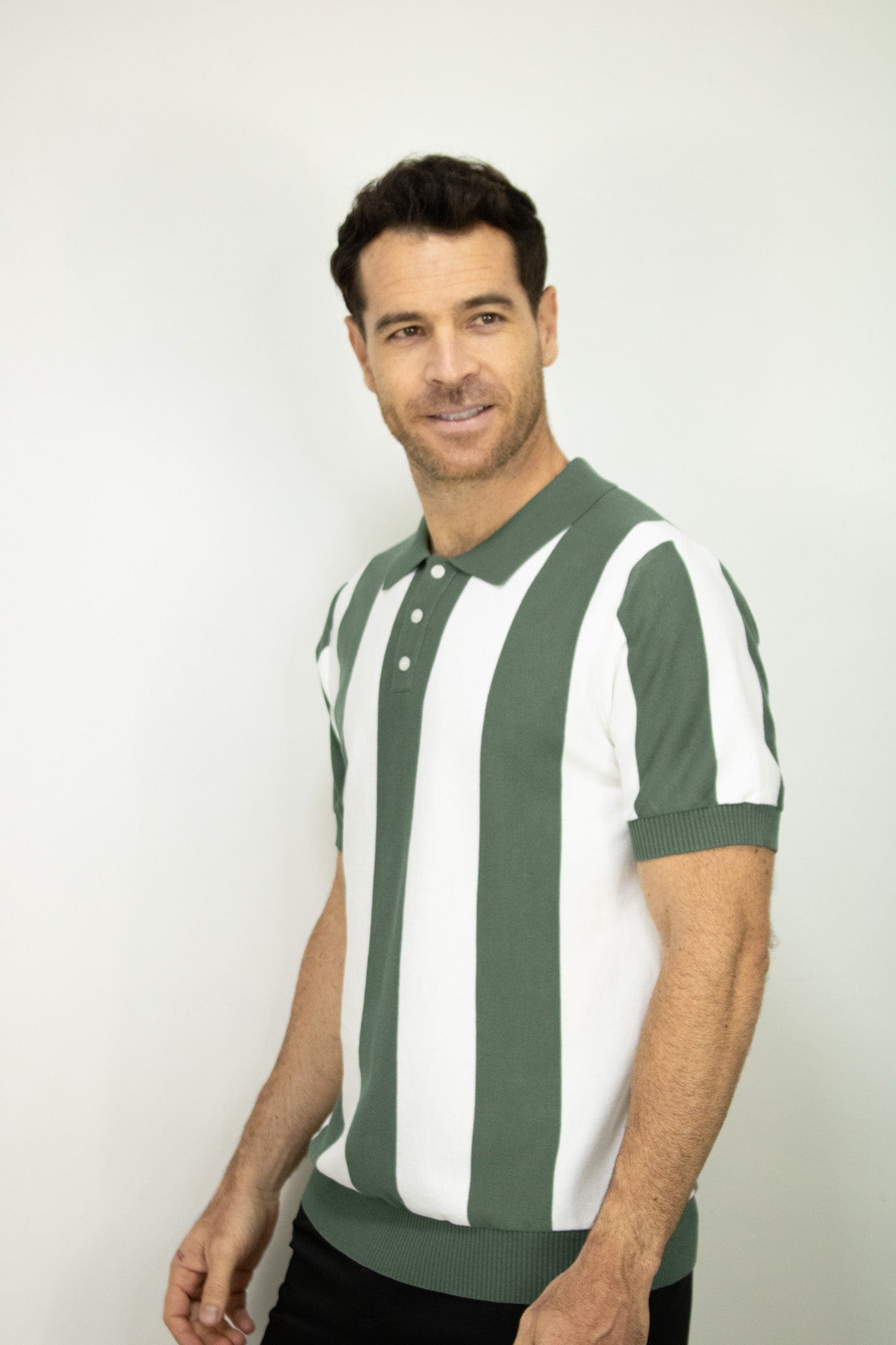 POLO TEJIDA RAYAS VERDE PARA HOMBRE - imagen 2
