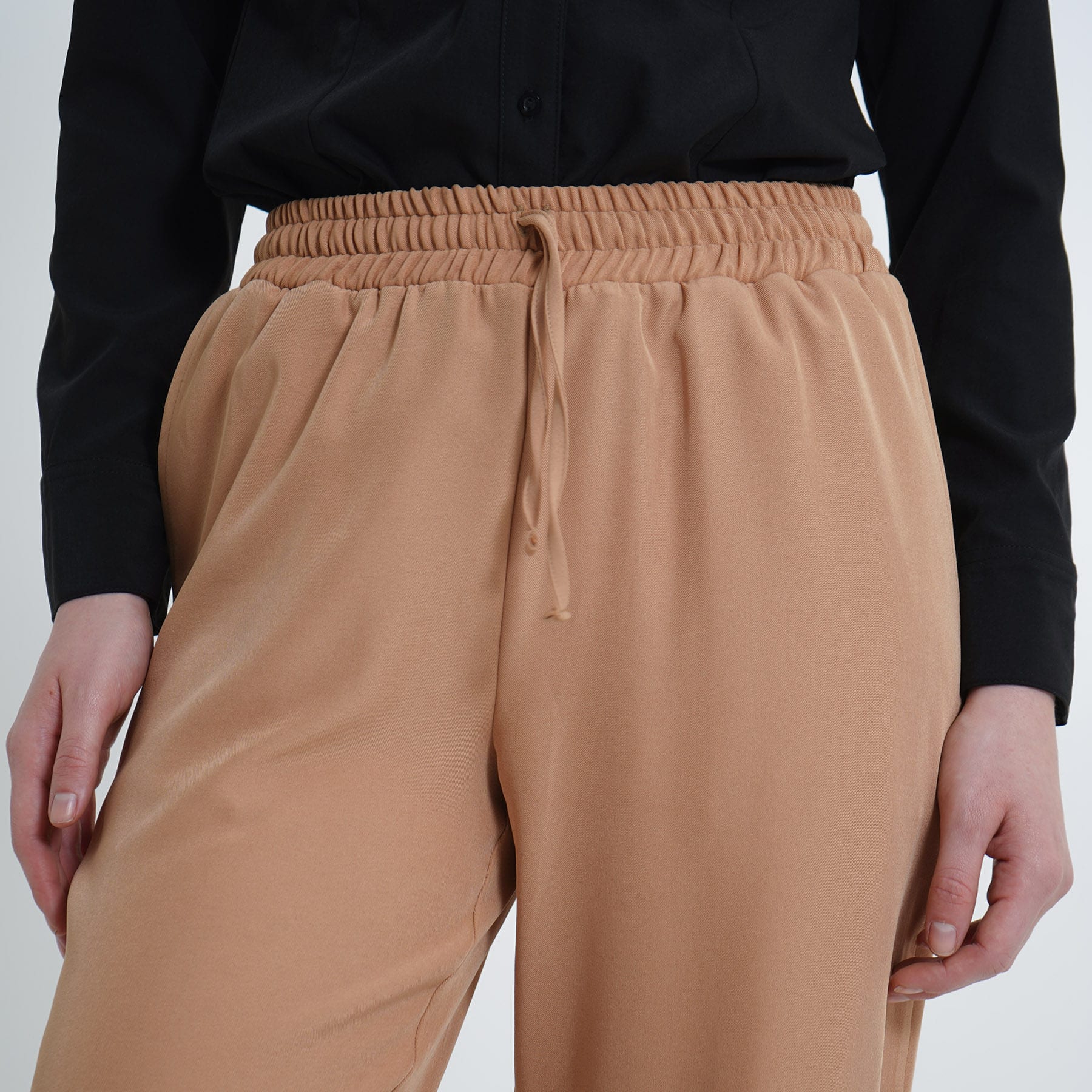 Pantalón básico bota recta cintura elástica - imagen 8