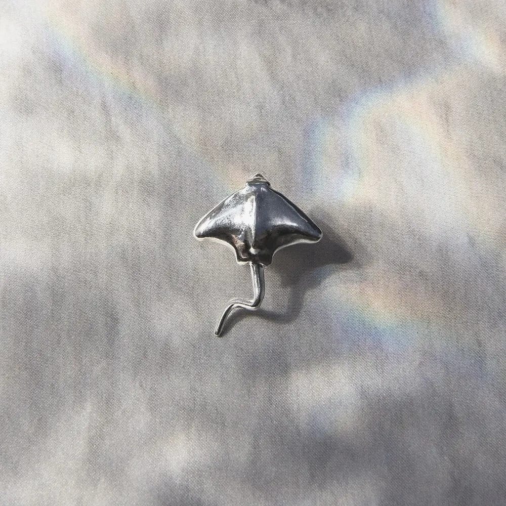 Earcuff Raya águila moteada - imagen 2