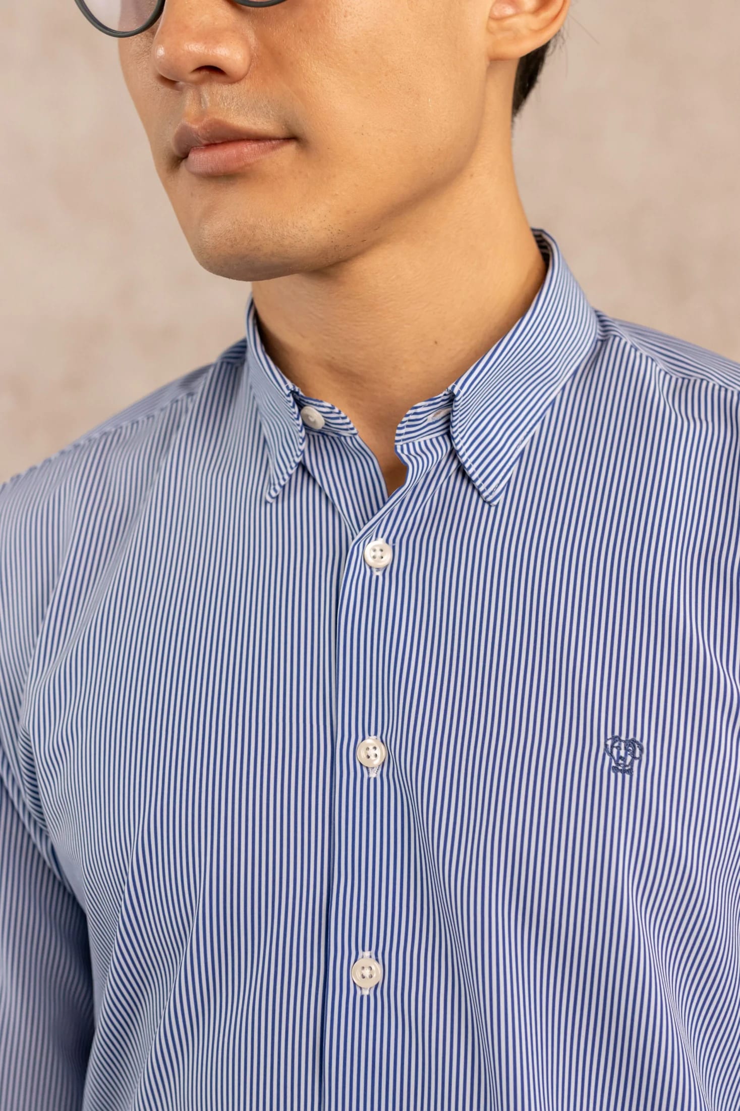 Camisa Performance Antiarrugas Rayas Azul Oscuro - imagen 10