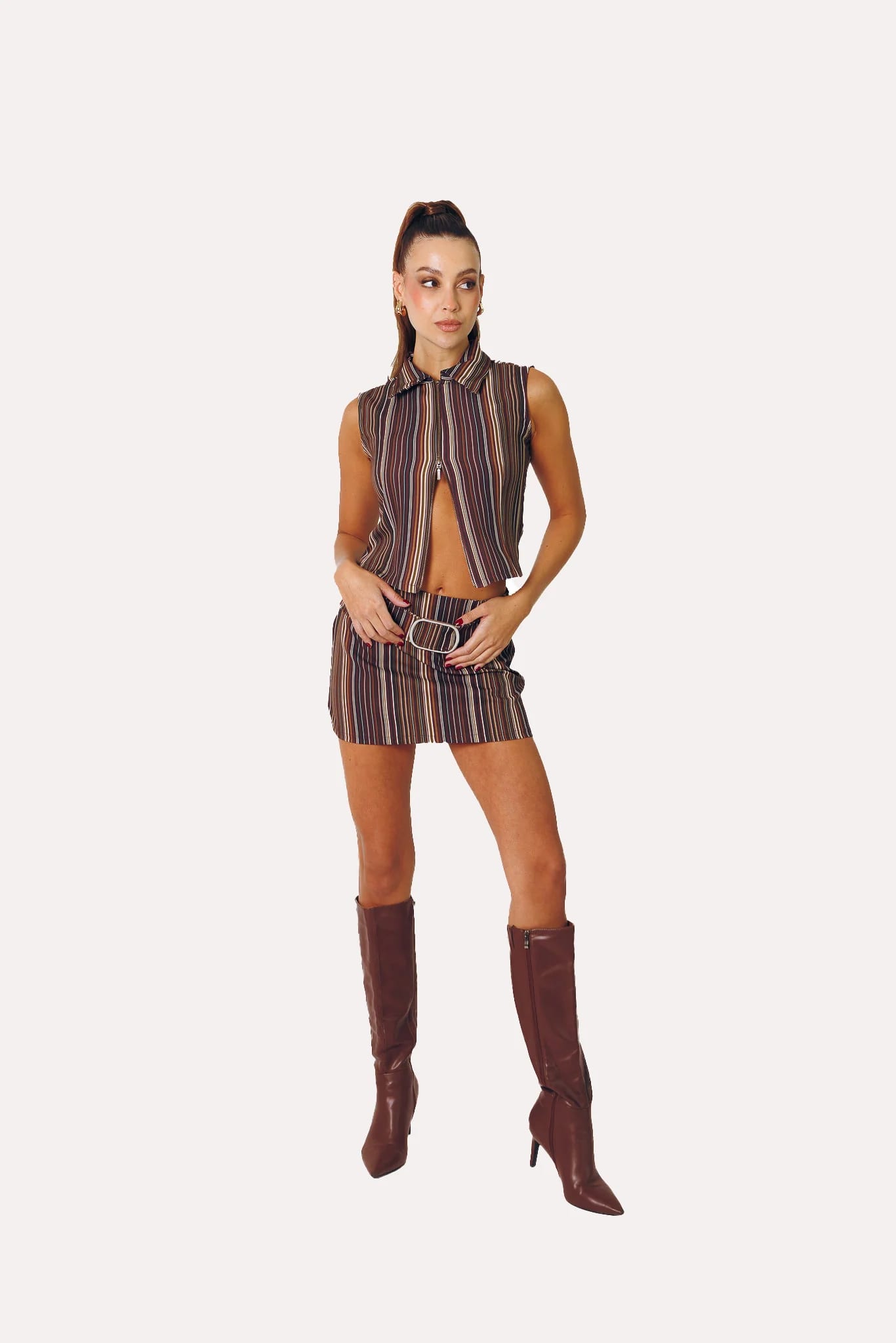 Mini Skirt In Crimson Rush - imagen 2