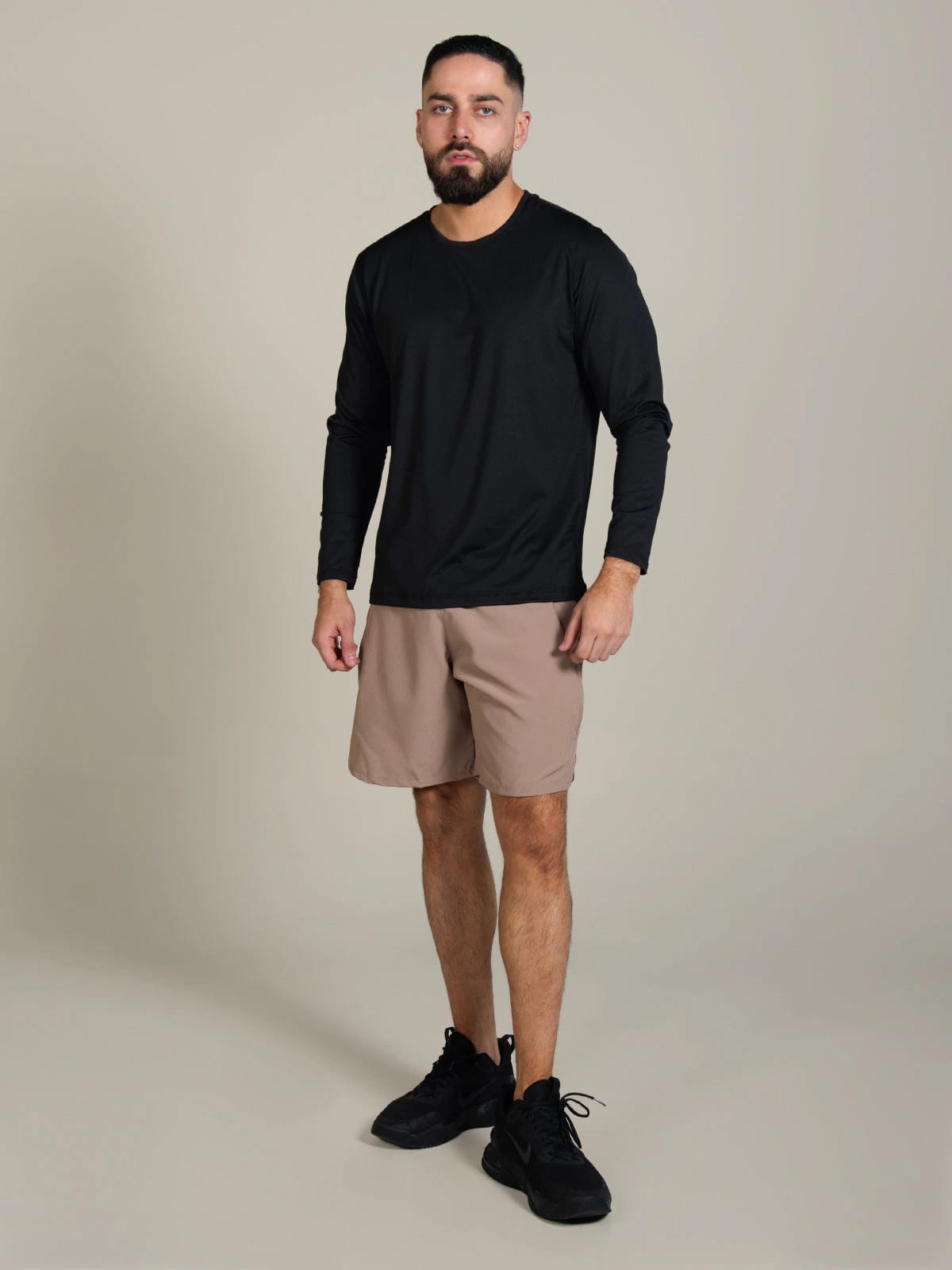 Buzo basico hombre negro - imagen 4