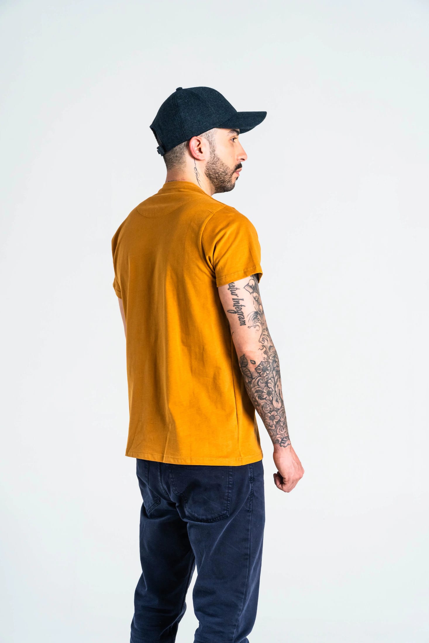 Camiseta Básica Algodón Mostaza - imagen 4