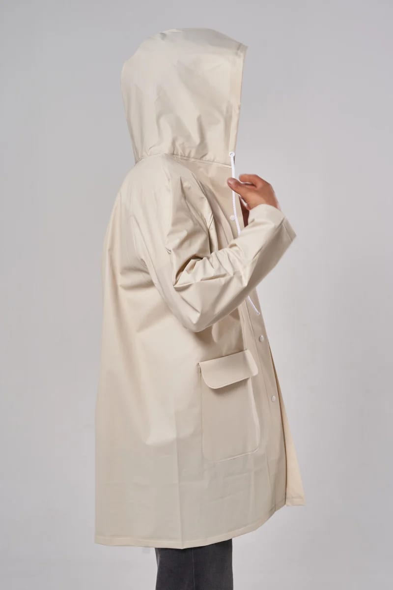Raincoat Armor Crema Nublado - imagen 2