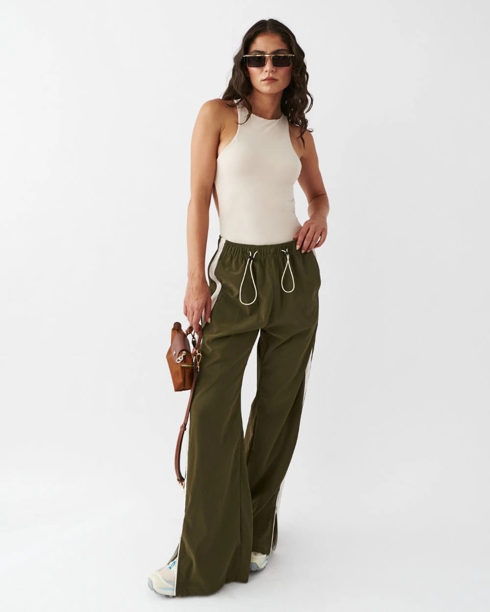 OLIVE TRACK PANT - imagen 4