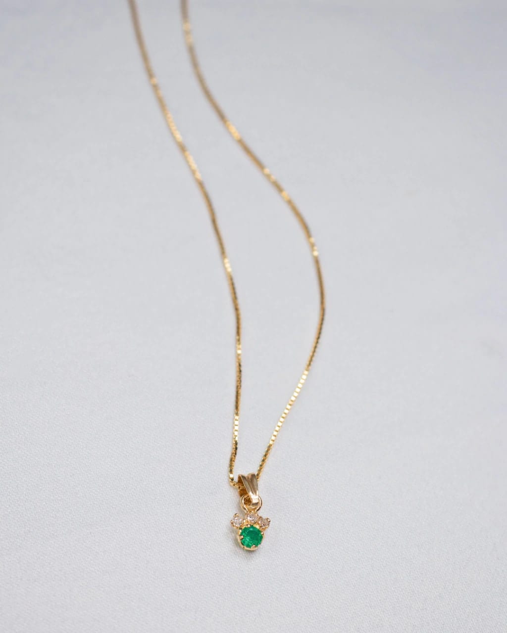 Cadena con dije Esmeralda y Diamante Oro 18k - imagen 2
