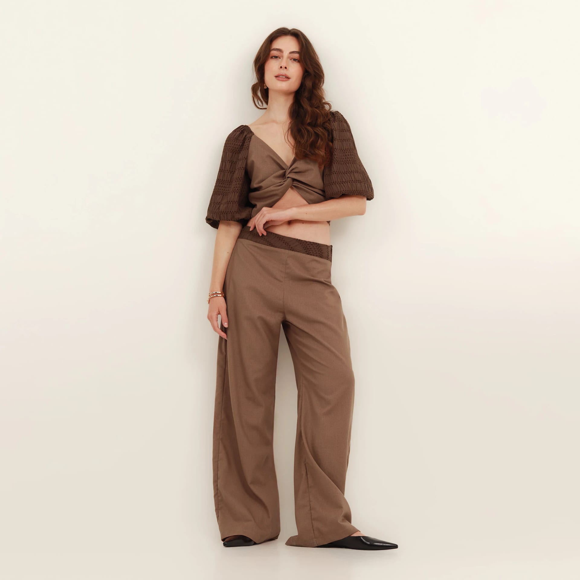 Pantalón Tiro Alto Bota Flare - imagen 1