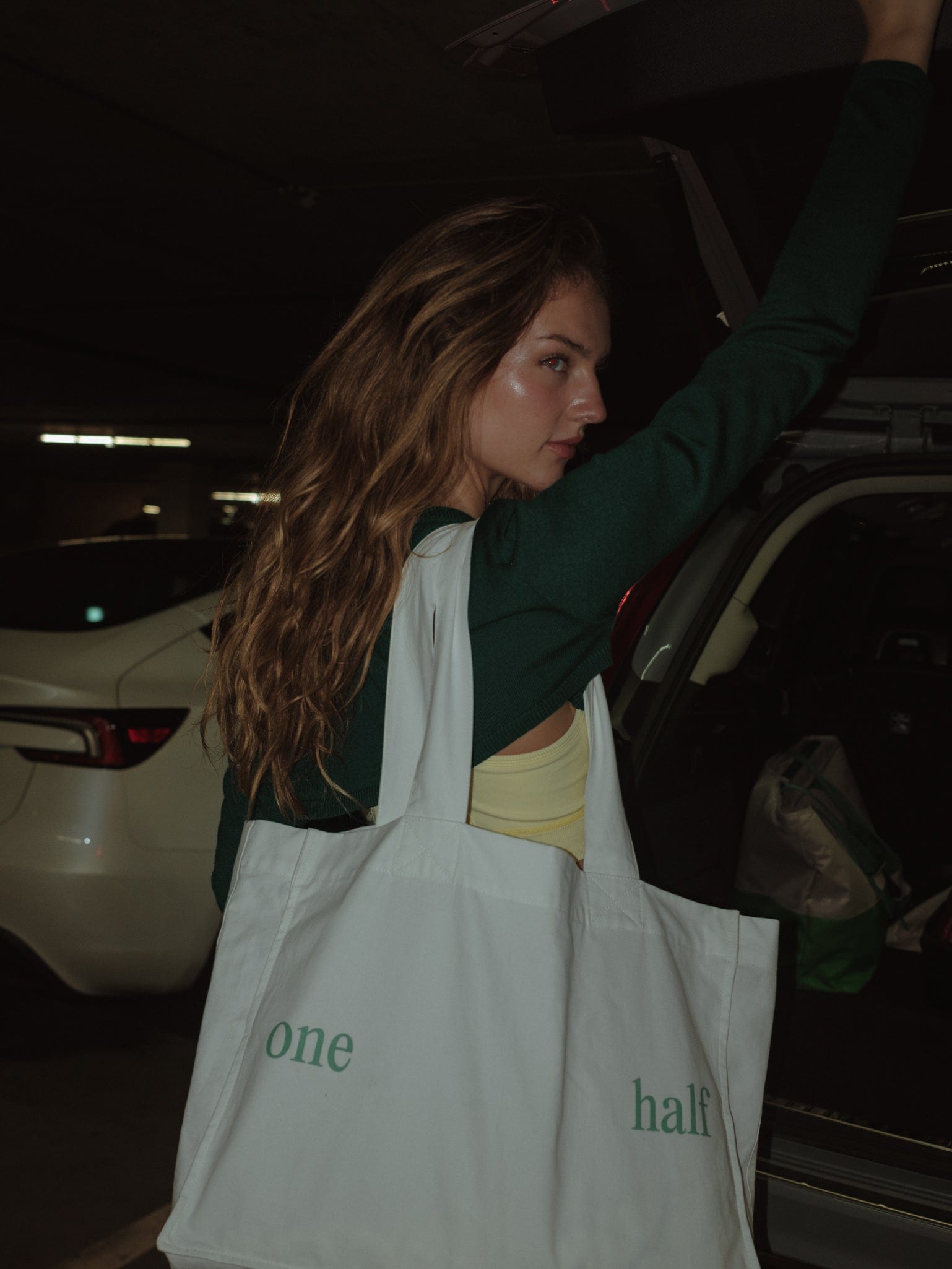 TOTE BAG - SOFT WHITE & BRIGHT GREEN - imagen 2