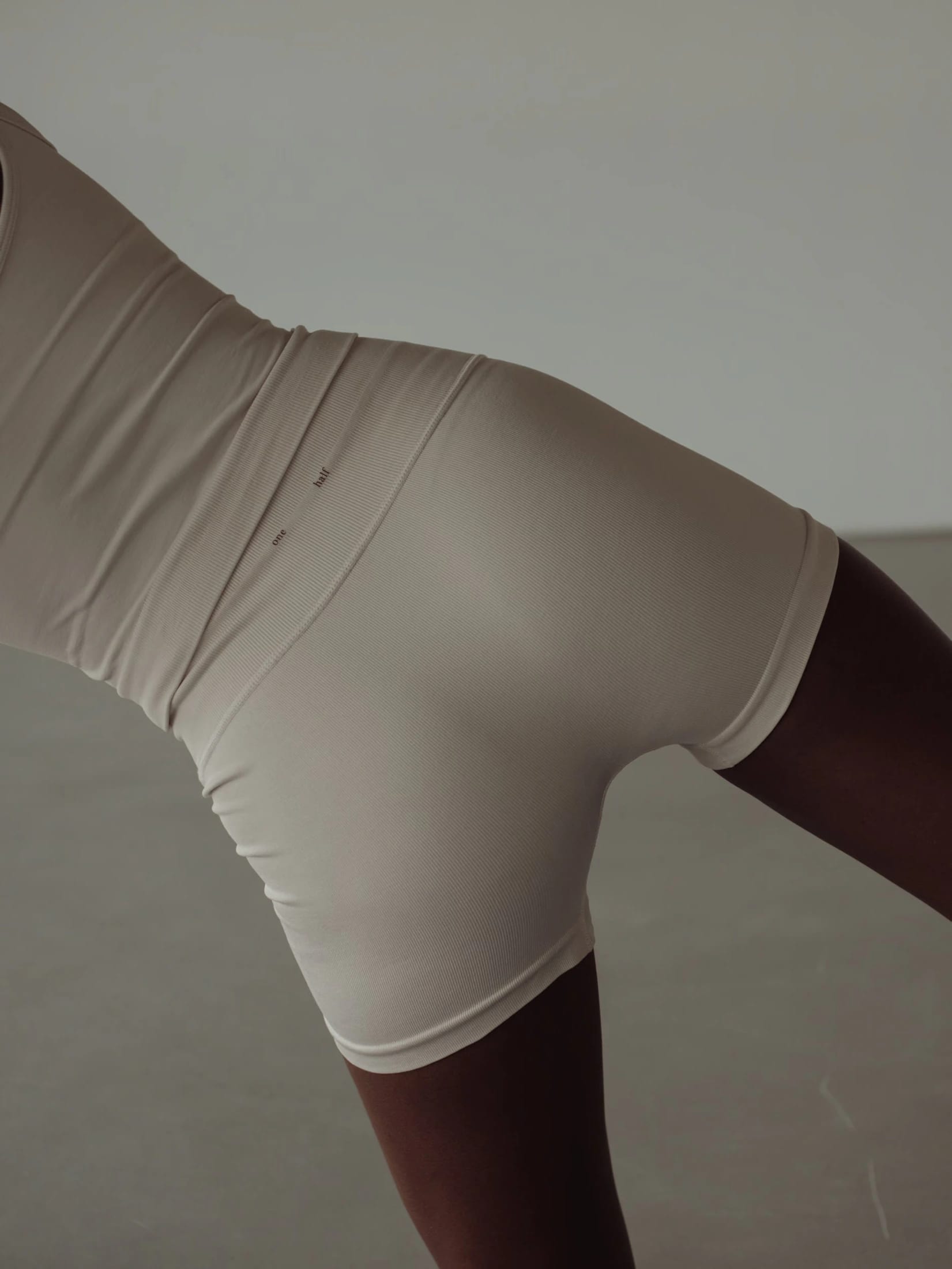 SHAPER SEAMLESS MINI SHORT - NATURAL - imagen 5