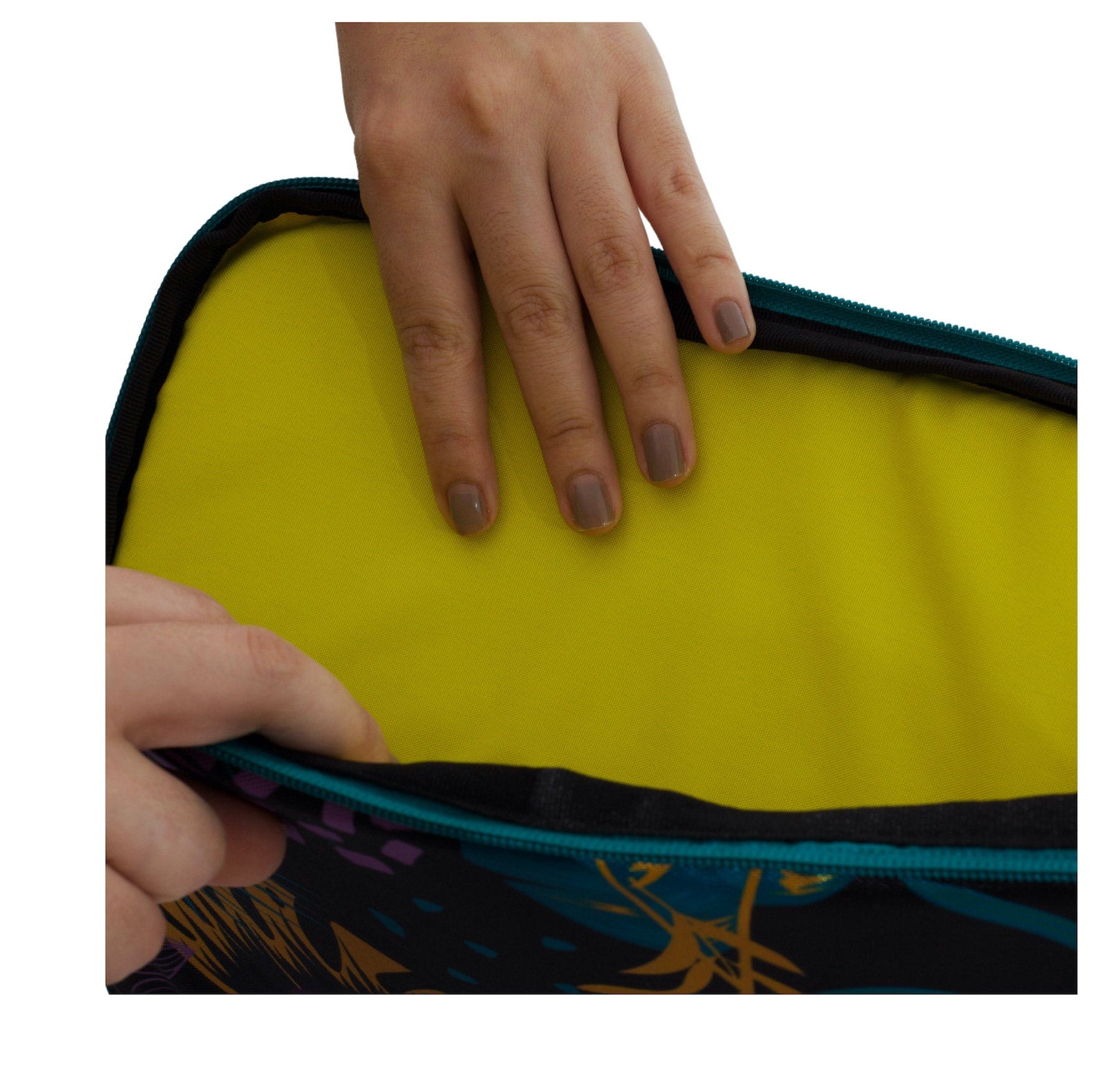 Funda Lap Top 15" Darkness - imagen 3