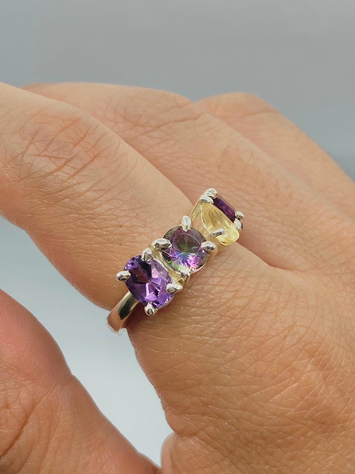 Anillo colección llénate de color Amatista, Topacio Místico, Granate, Citrino y Turmalina Verde - imagen 2