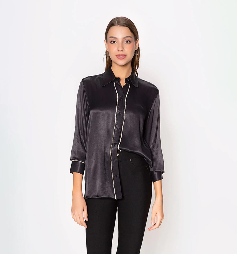 Blusa camisera manga larga con decoracio - imagen 2