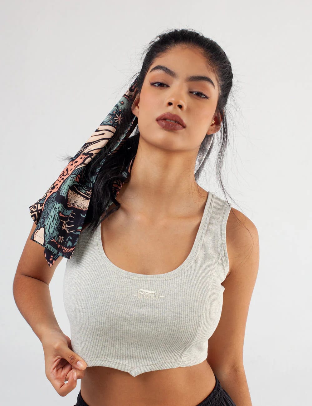 Crop Top Sisa Caribbean beige Mujer - imagen 10