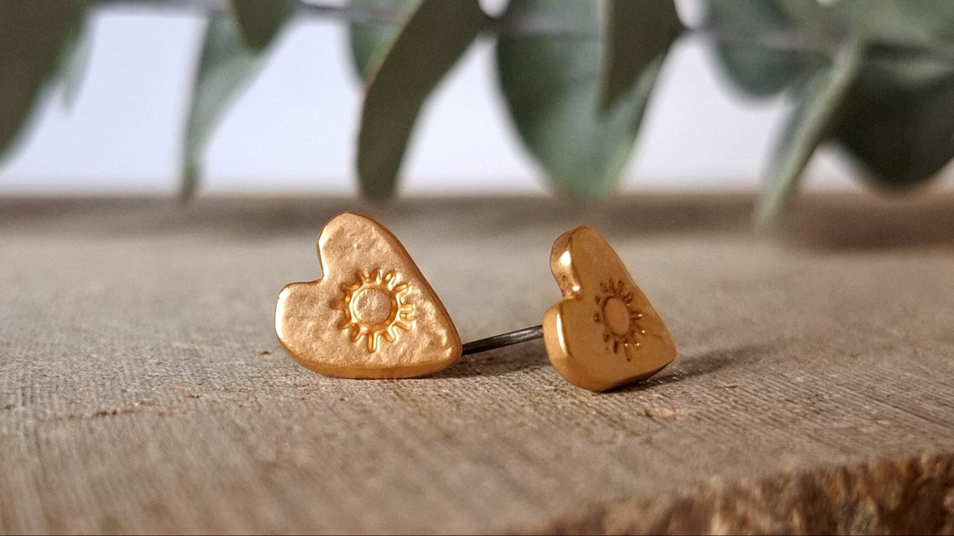 Aretes Topo Núkukaule Corazón - imagen 2