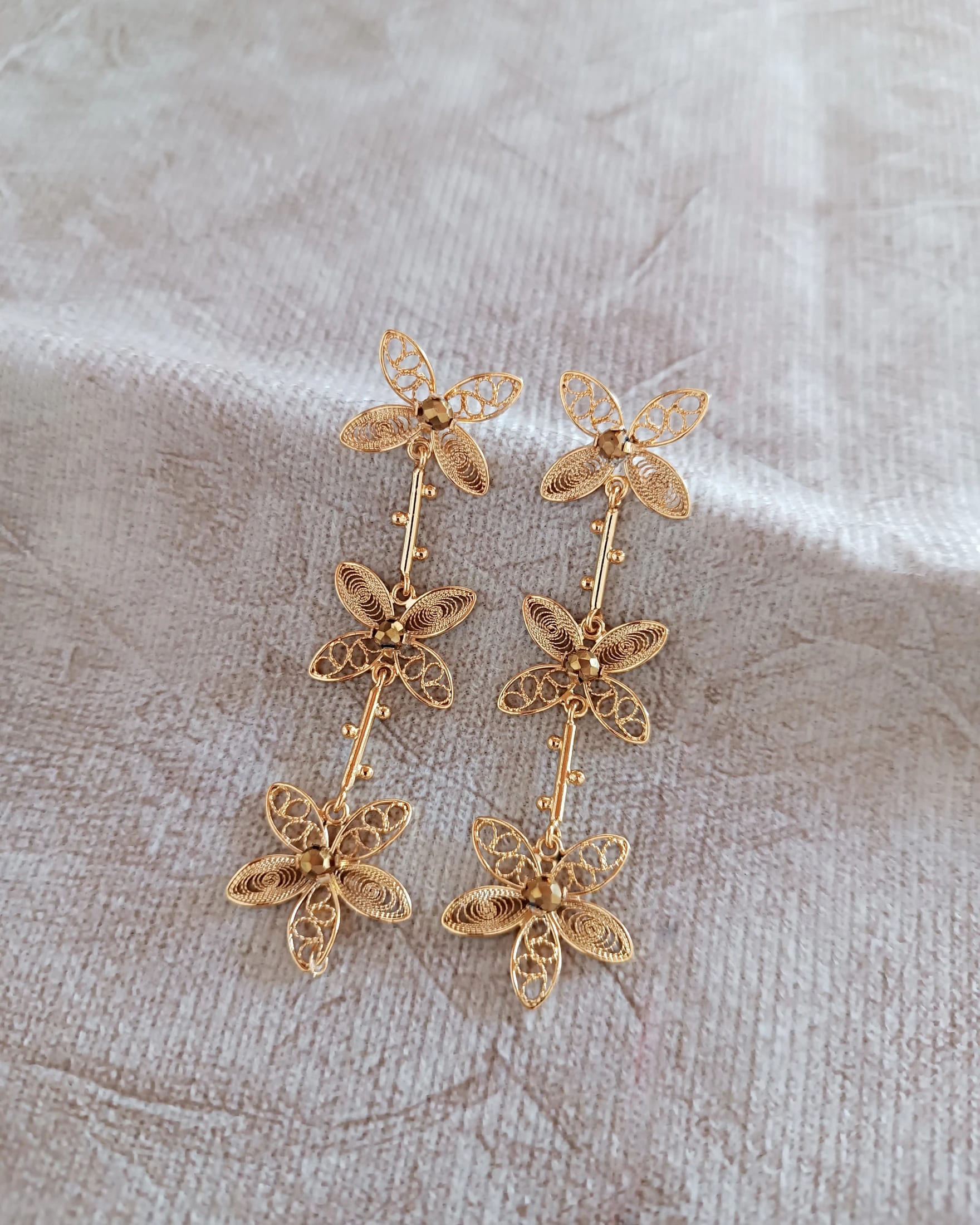 Aretes filigrana tres flores Berenice - imagen 5
