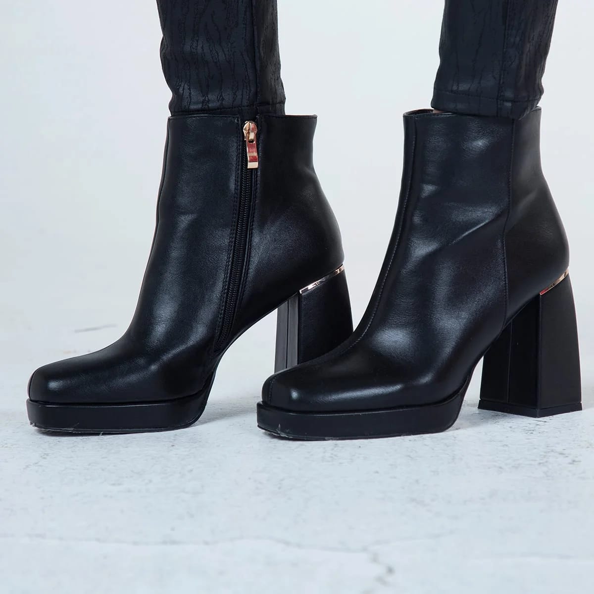 Botin Formal Tacon Cuadrado Florida - imagen 1